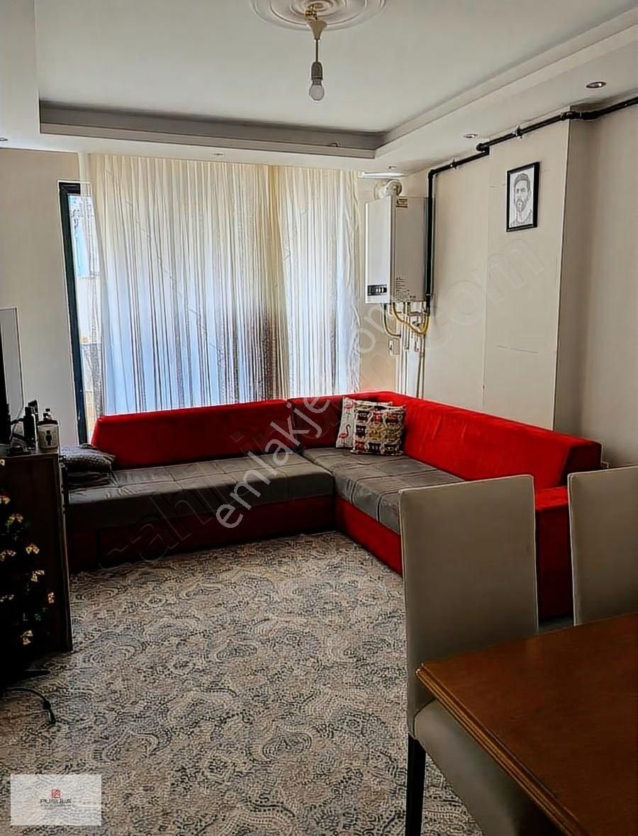 Kasaplar Mahallesinde Kiracılı 1+1 Satılık Daire