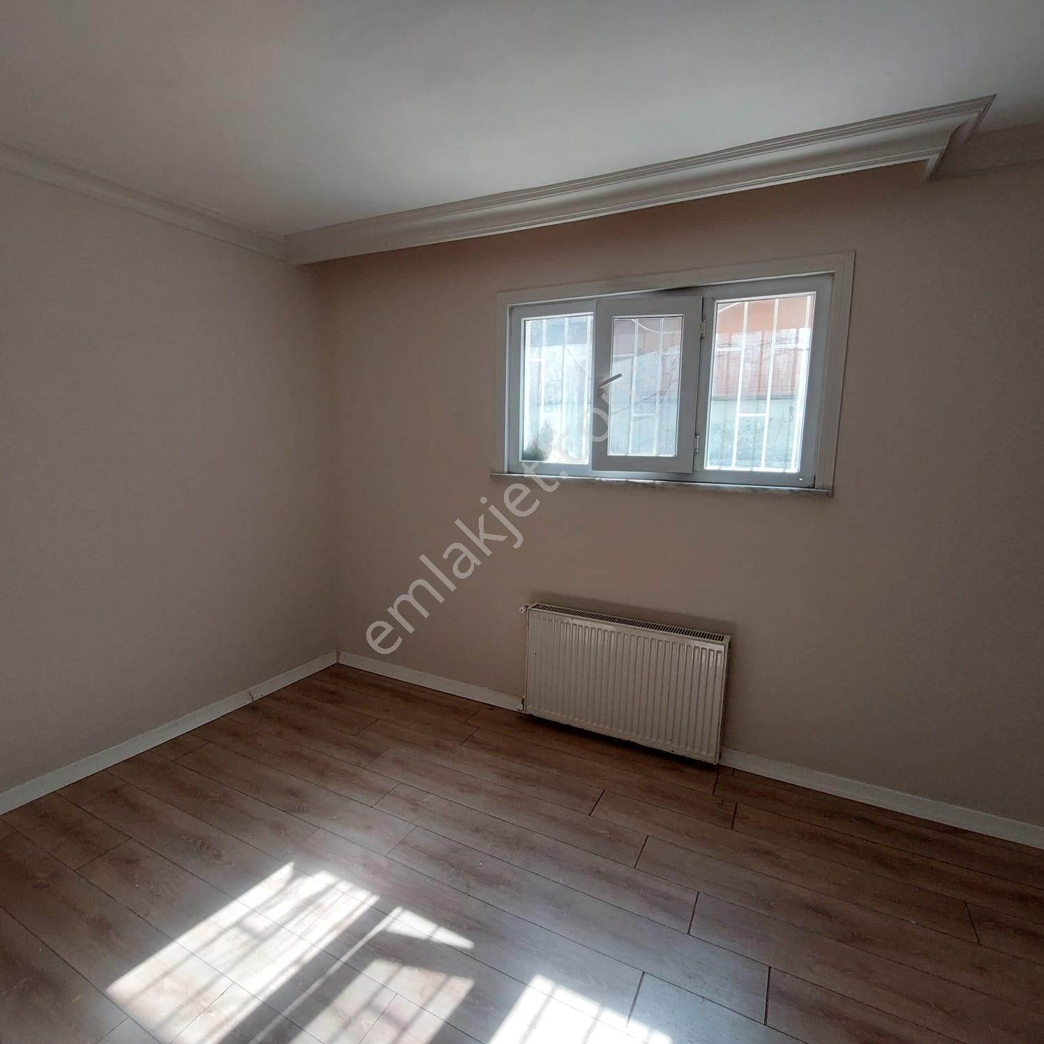 Sarıyer Madende Ulaşım Çarşı Yakın Ters Dublex 3+1 Kiralık Daire - Görsel 12