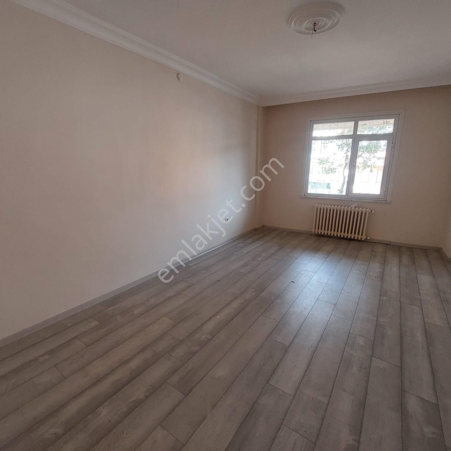 Sarıyer Madende Ulaşım Çarşı Yakın Ters Dublex 3+1 Kiralık Daire - Görsel 14