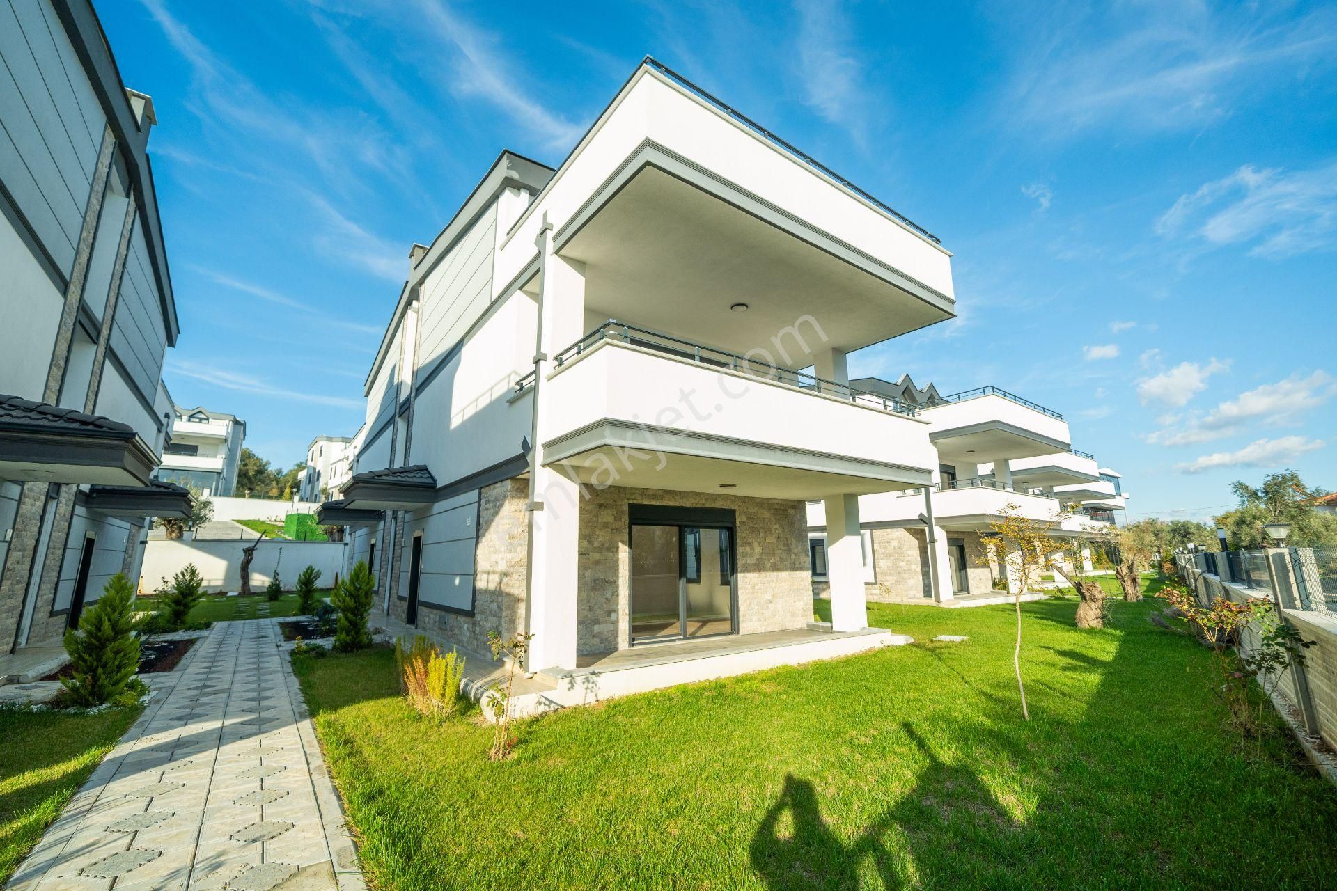 Edremit Narlı’da Prestijli Site İçinde Sıfır 6+1 Dubleks Elektrikli Panjurlu, Havuzlu Ve Denize 400m - Görsel 8
