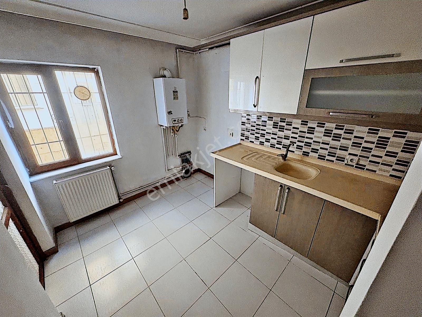 Sym'den Pınarbaşı Mh Asansörlü Bağımsız Yapılı 2+1daire!! - Görsel 11