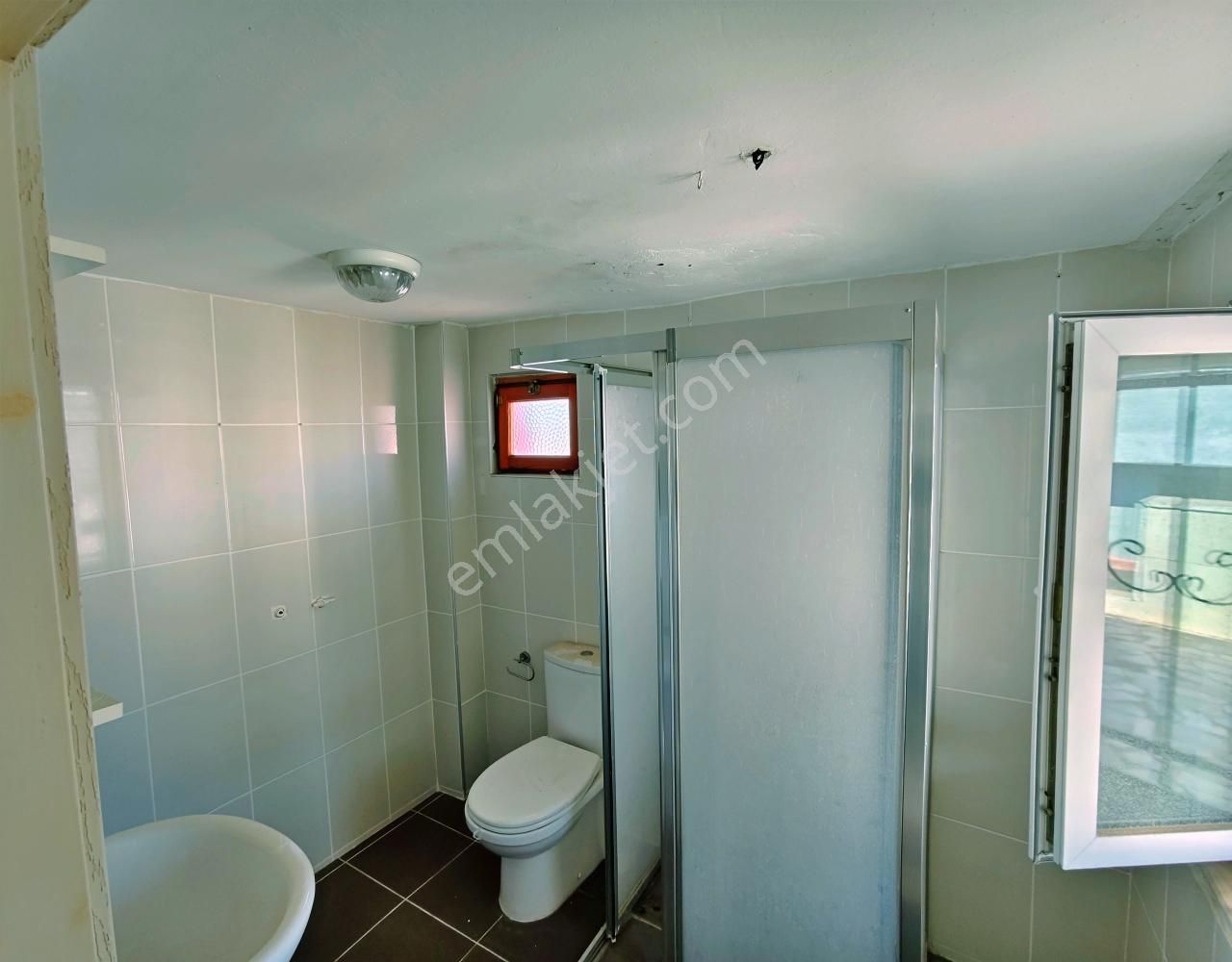 Uytundan Akçay Yenimahalle'de Denize 50 Metre Satılık 3+1 Villa - Görsel 33