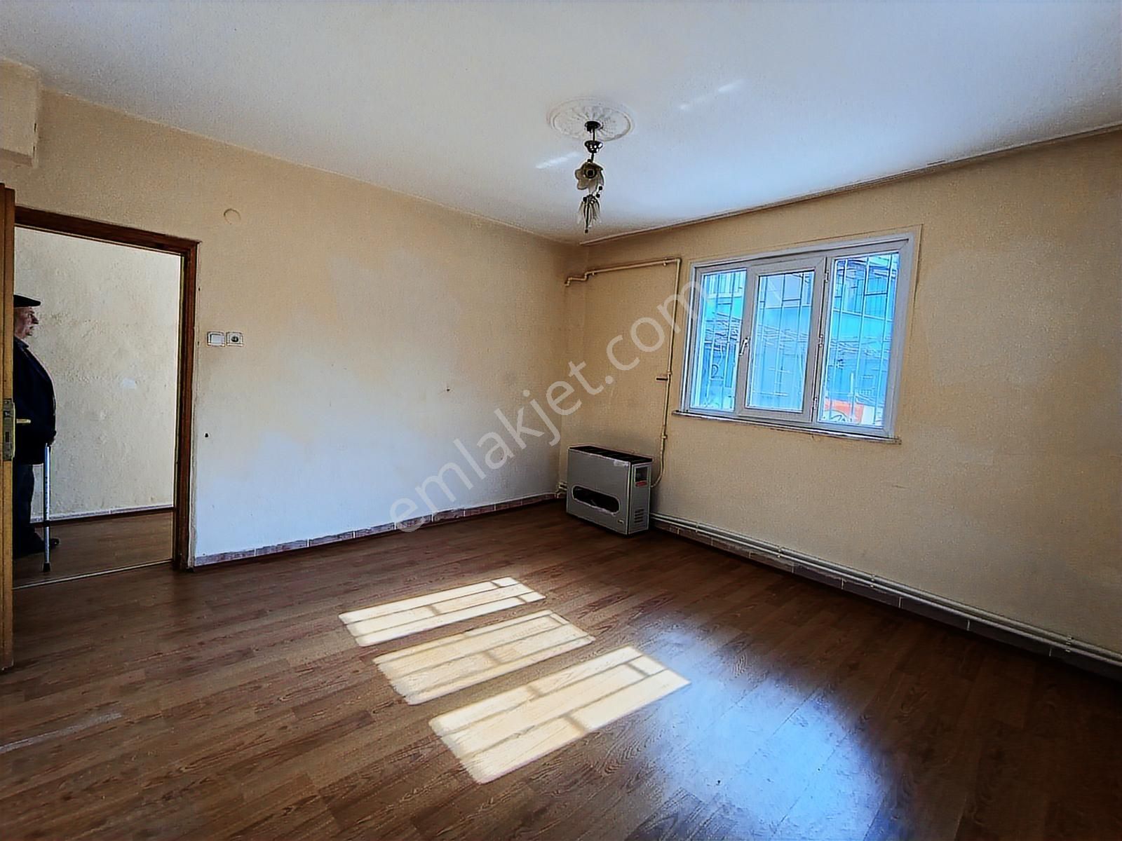 Üsk/yavuztürk Mah/2+1/balkonlu/kombili/kiralık Daire - Görsel 18