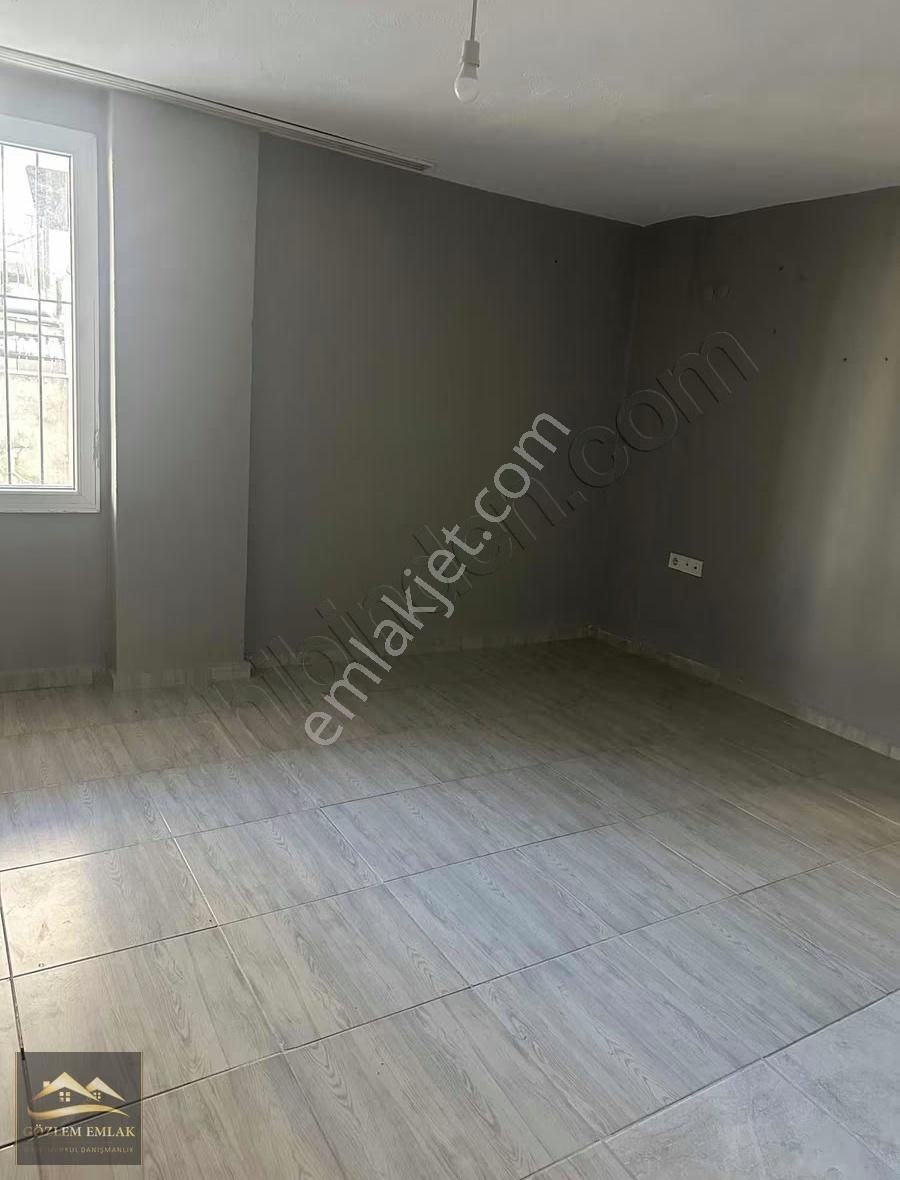 Aliağa Cici Sokak Mevki Yerden Isıtmalı 2+1 Kiralık Daire - Görsel 3