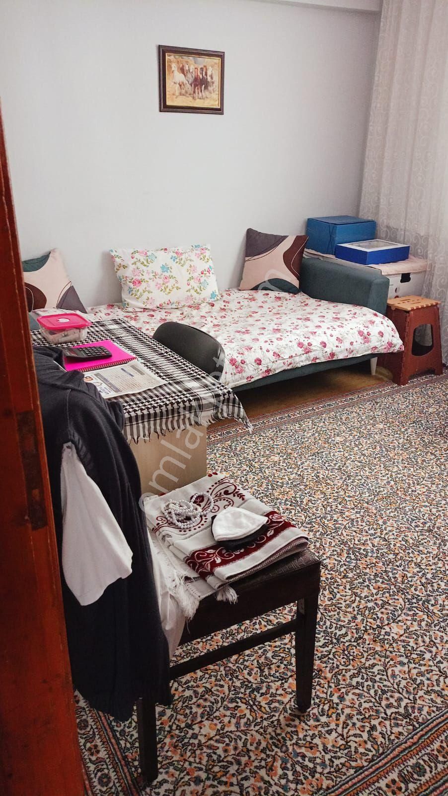 Plevne Mh*yapılı*2.ara Kat*iskanlı*2+1*çift Cephe*balkon*trene Ulaşıma Çok Yakın*merkezi Konumda - Görsel 6