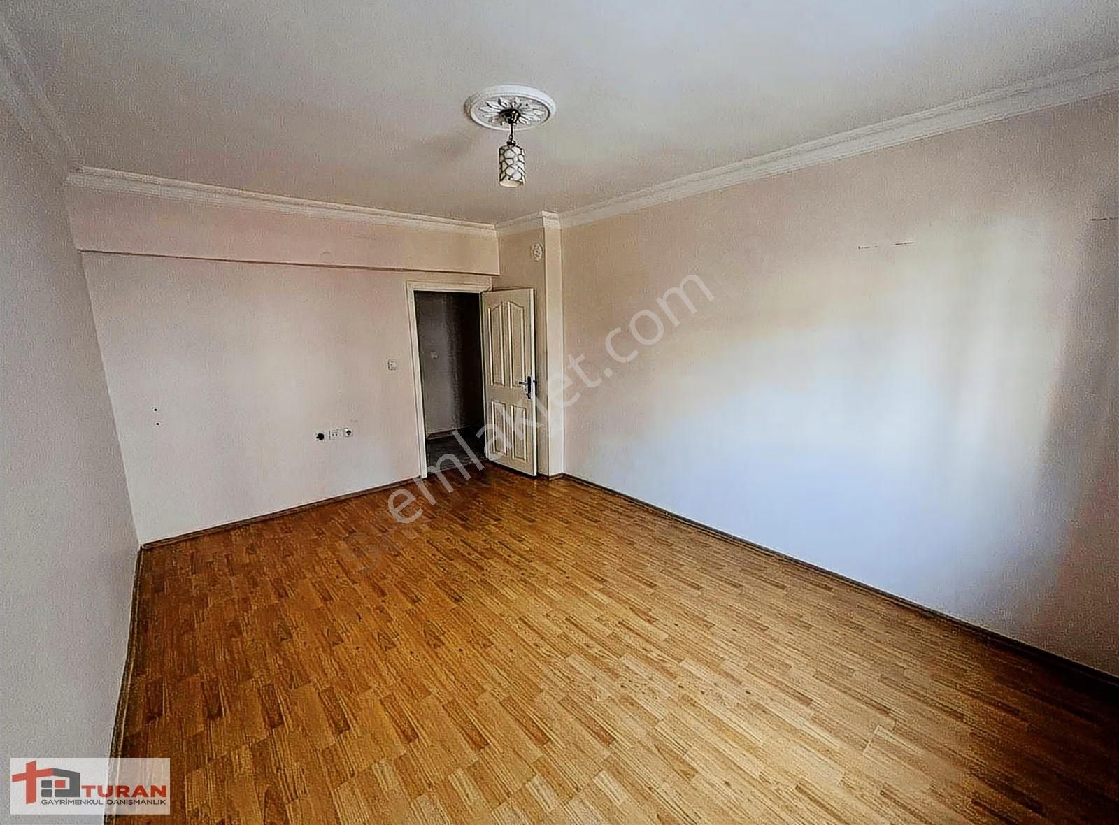 Estergon Caddesi Paraleli 150m2 3+1 Kiralık Daire** - Görsel 23