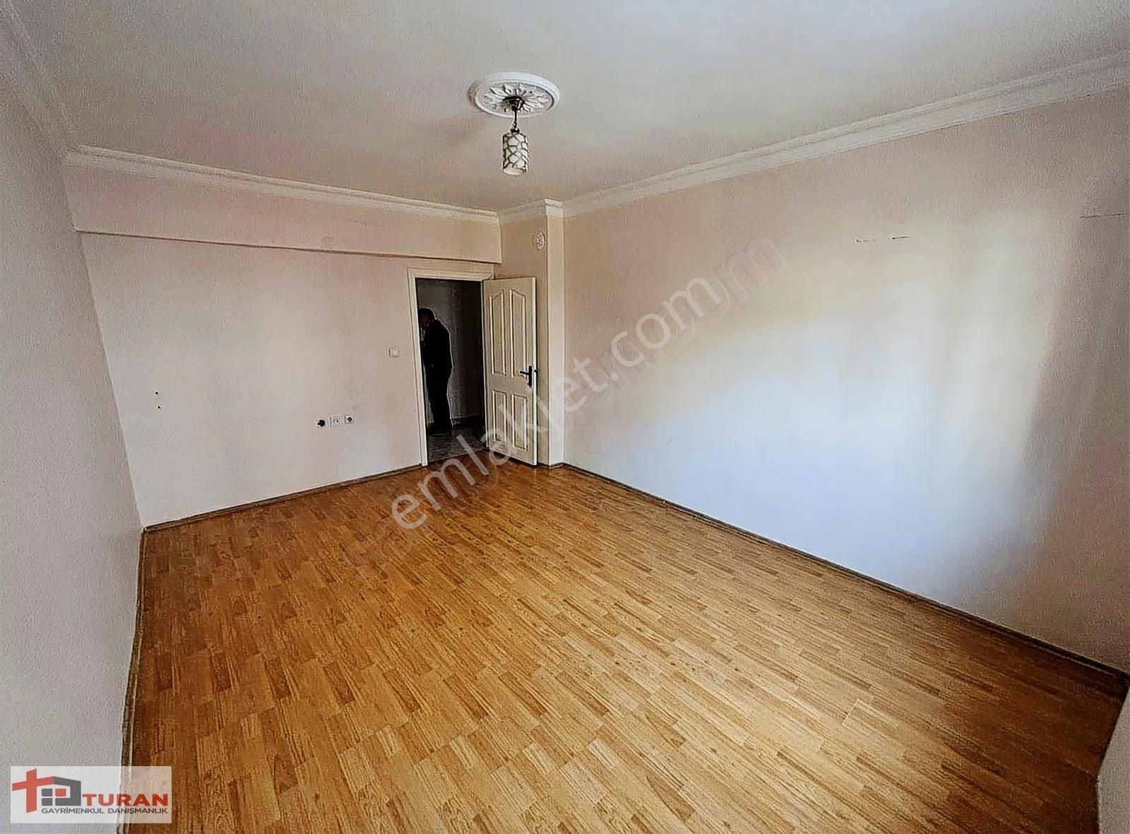 Estergon Caddesi Paraleli 150m2 3+1 Kiralık Daire** - Görsel 27