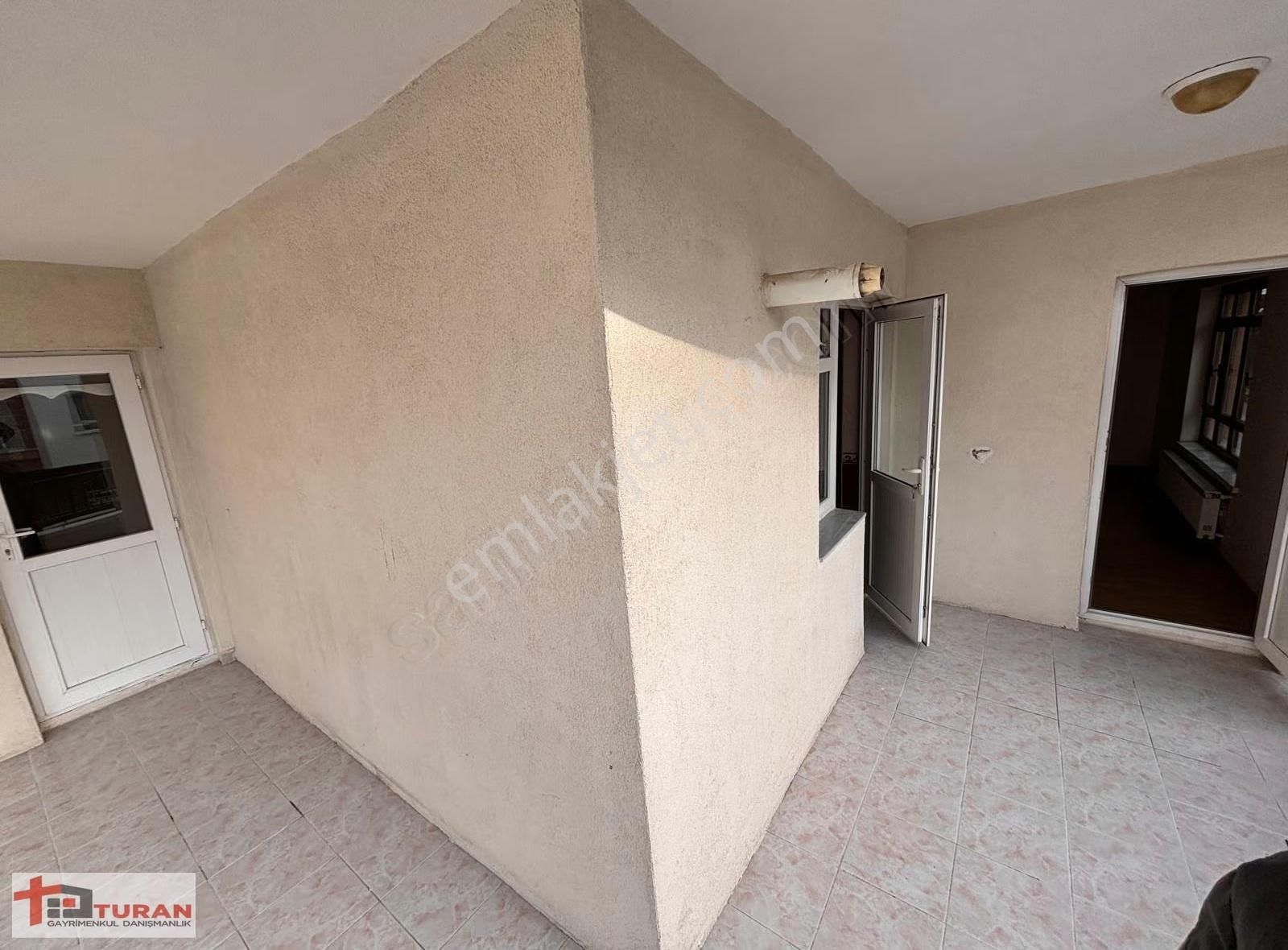 Estergon Caddesi Paraleli 150m2 3+1 Kiralık Daire** - Görsel 18