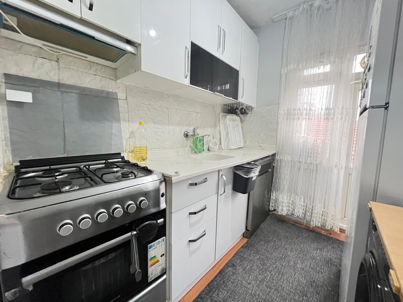 Akşemsettin'de Hastane/tren/otobüs'e Yakın Katta Fırsat Daire