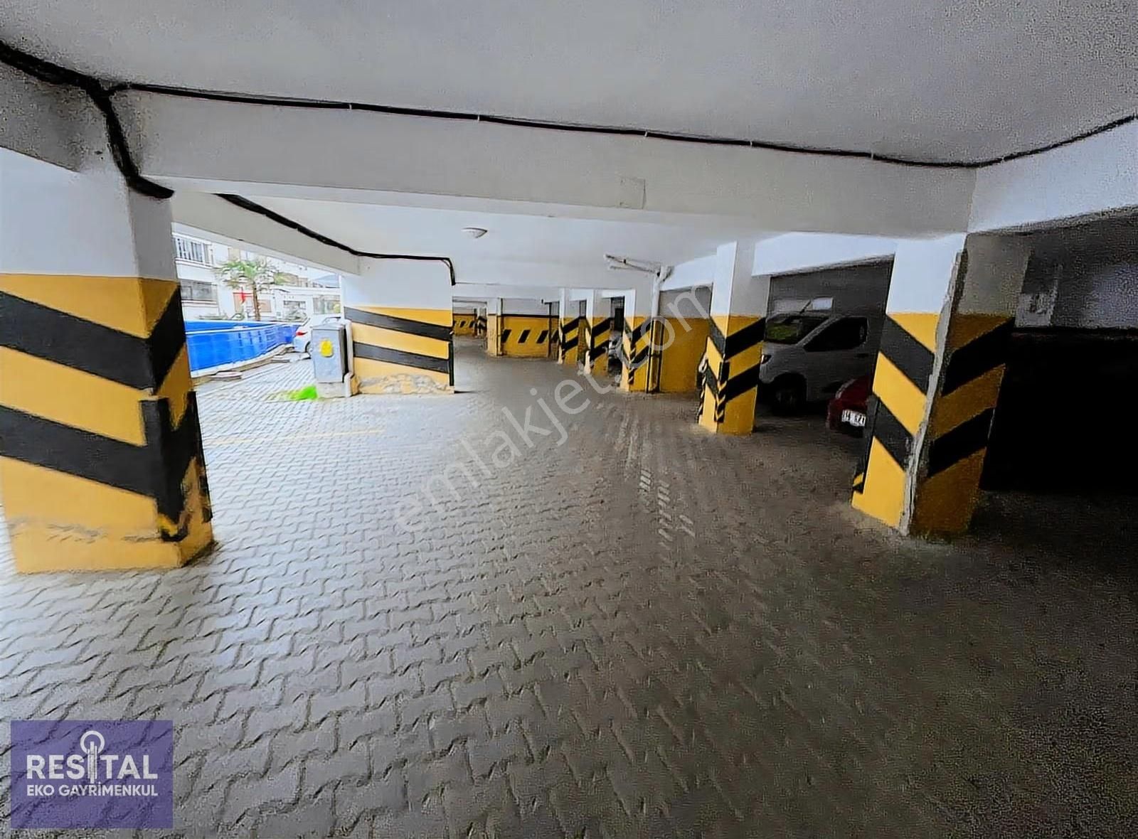 Ali Bostancıda Havuzlu 3+1 Kiralık Daire - Görsel 13
