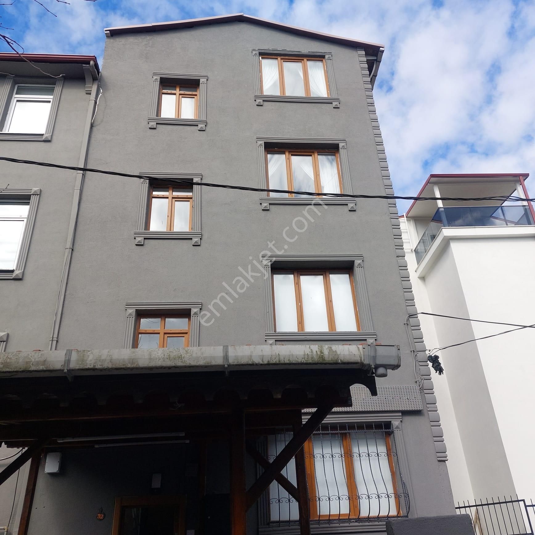 Emirgan Reşitpaşa Denizbank Sitesi 4 Katlı 4 Daireli Satılık Yeni Bina - Görsel 2