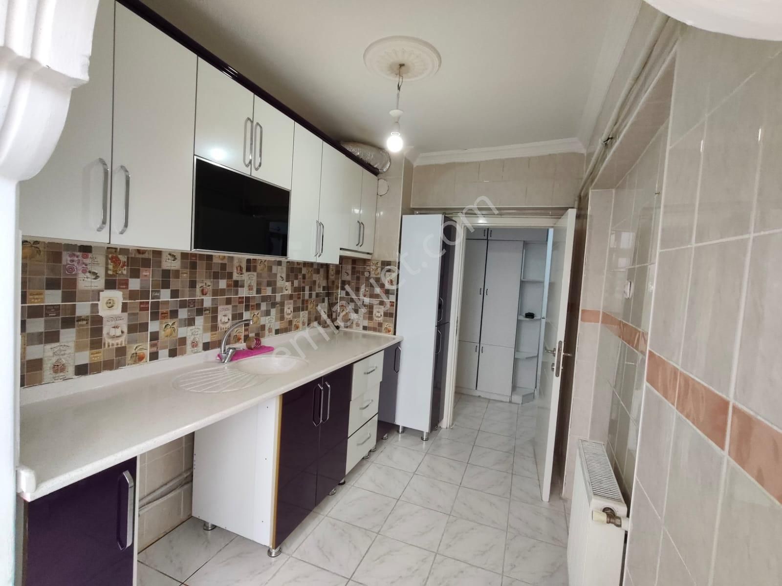 Yılmaz Gayrimenkulden Malazgirt Mahallesinde 2+1 Ön Cephe 17.000 Pazarlıklı Fırsat Kiralık Daire