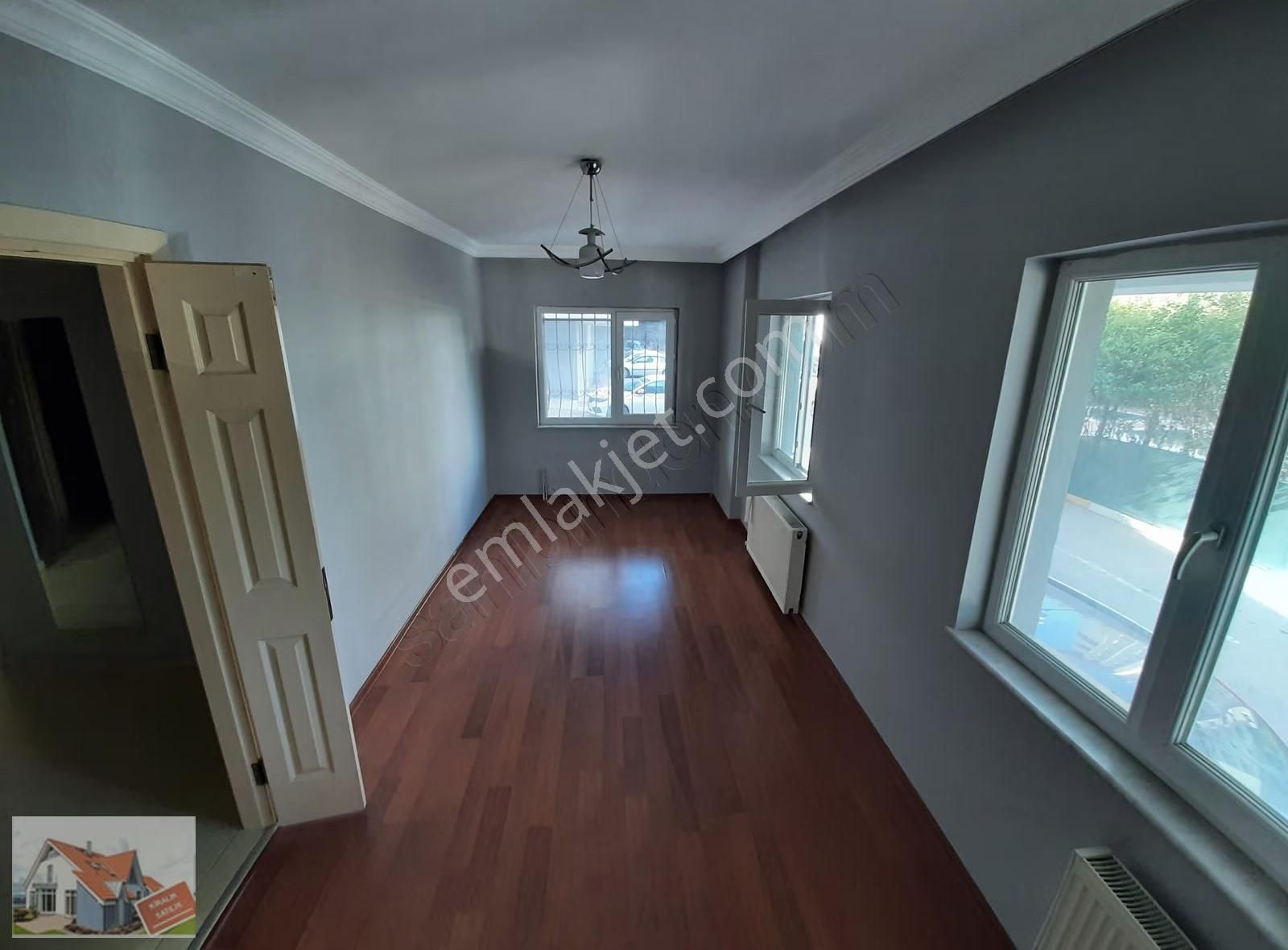 Altınşehir Metroya Yakın Sitede Kiralık 2+1 Daire - Görsel 2