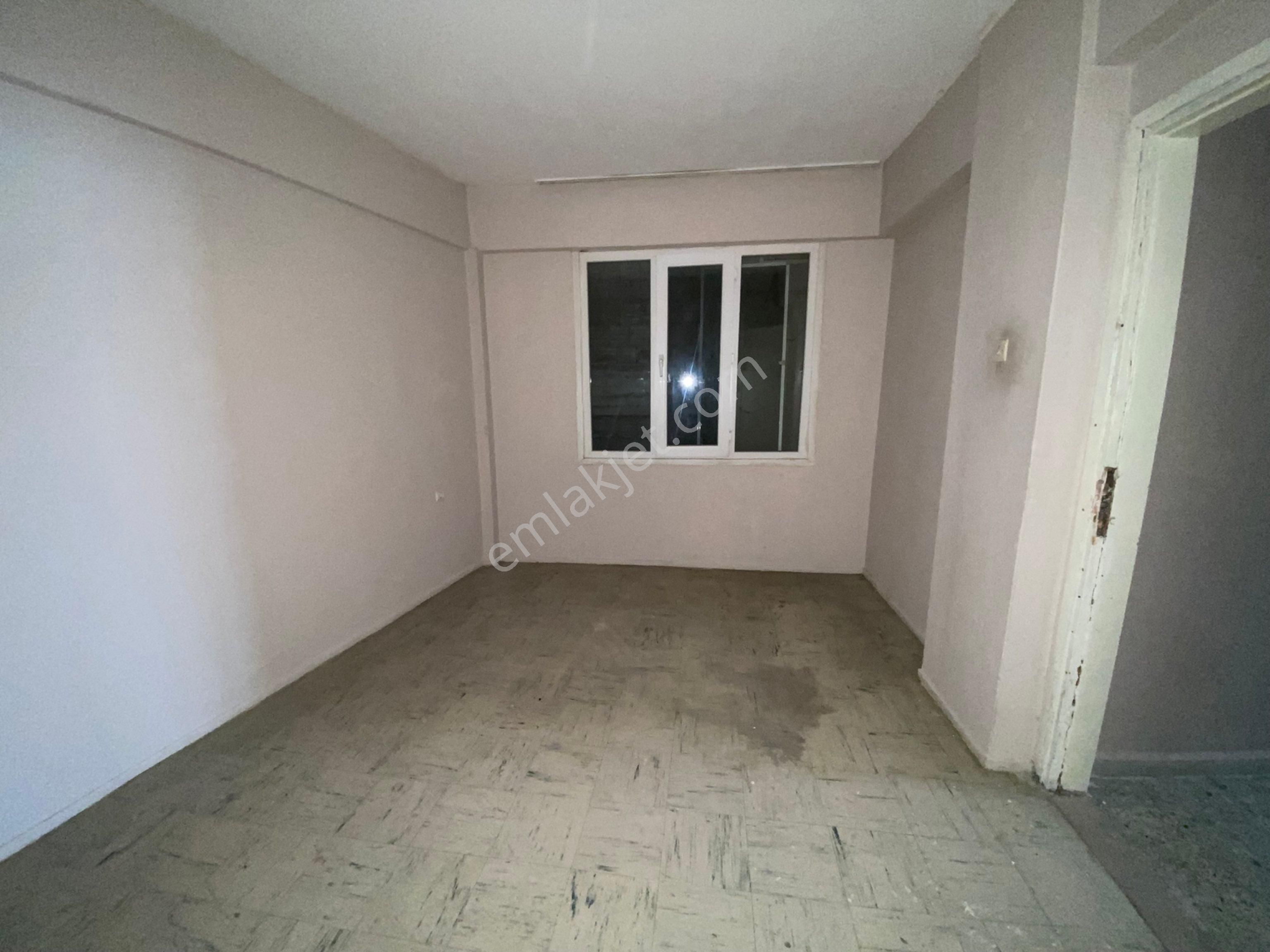 Metro Yakını Cd. Üzeri Balkonlu Arakat 2+1 K.mutfak Daire - Görsel 25