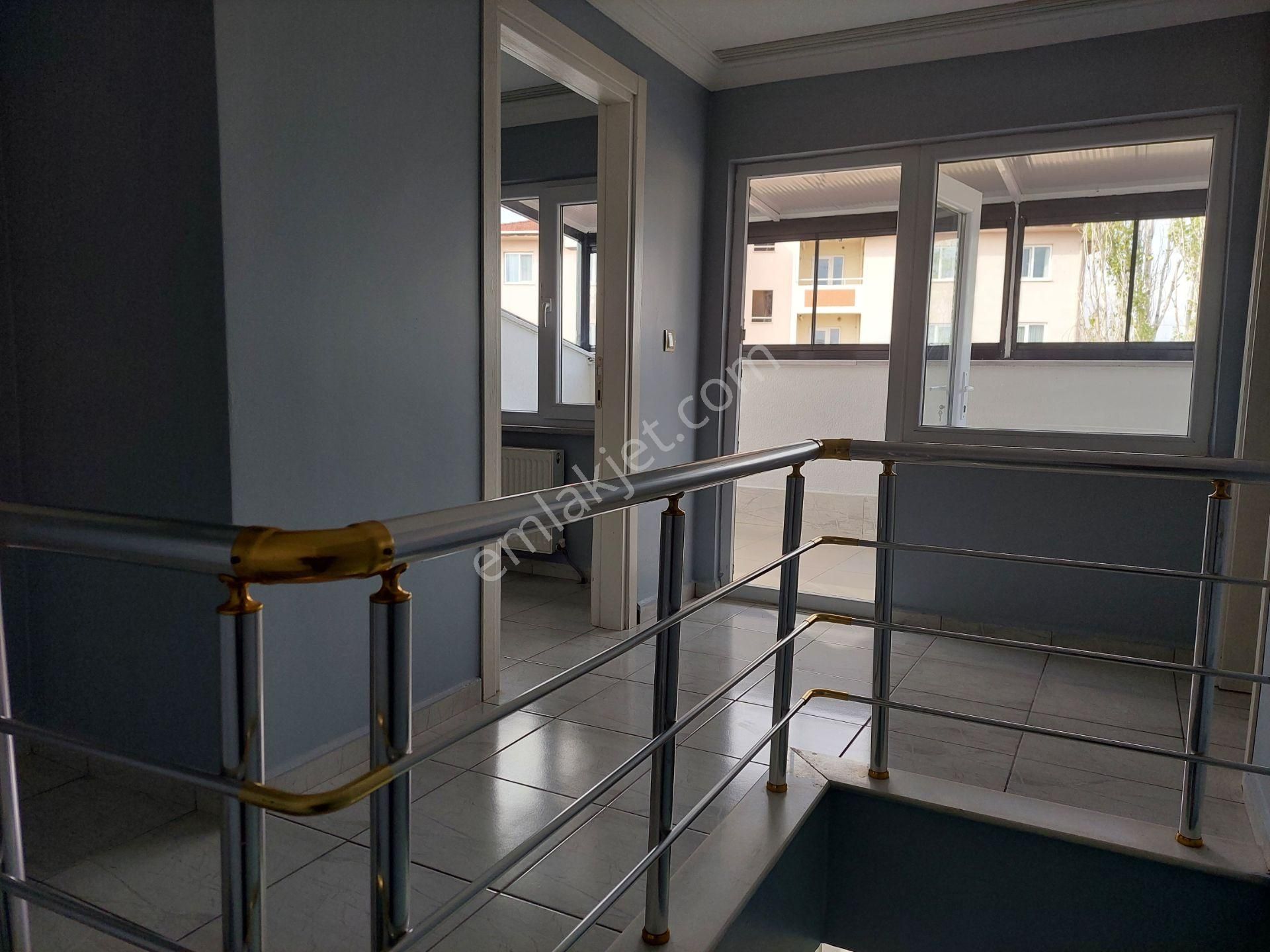 Tekirdağ Merkezde Satılık Tertemiz Dubleks Daire - Görsel 11