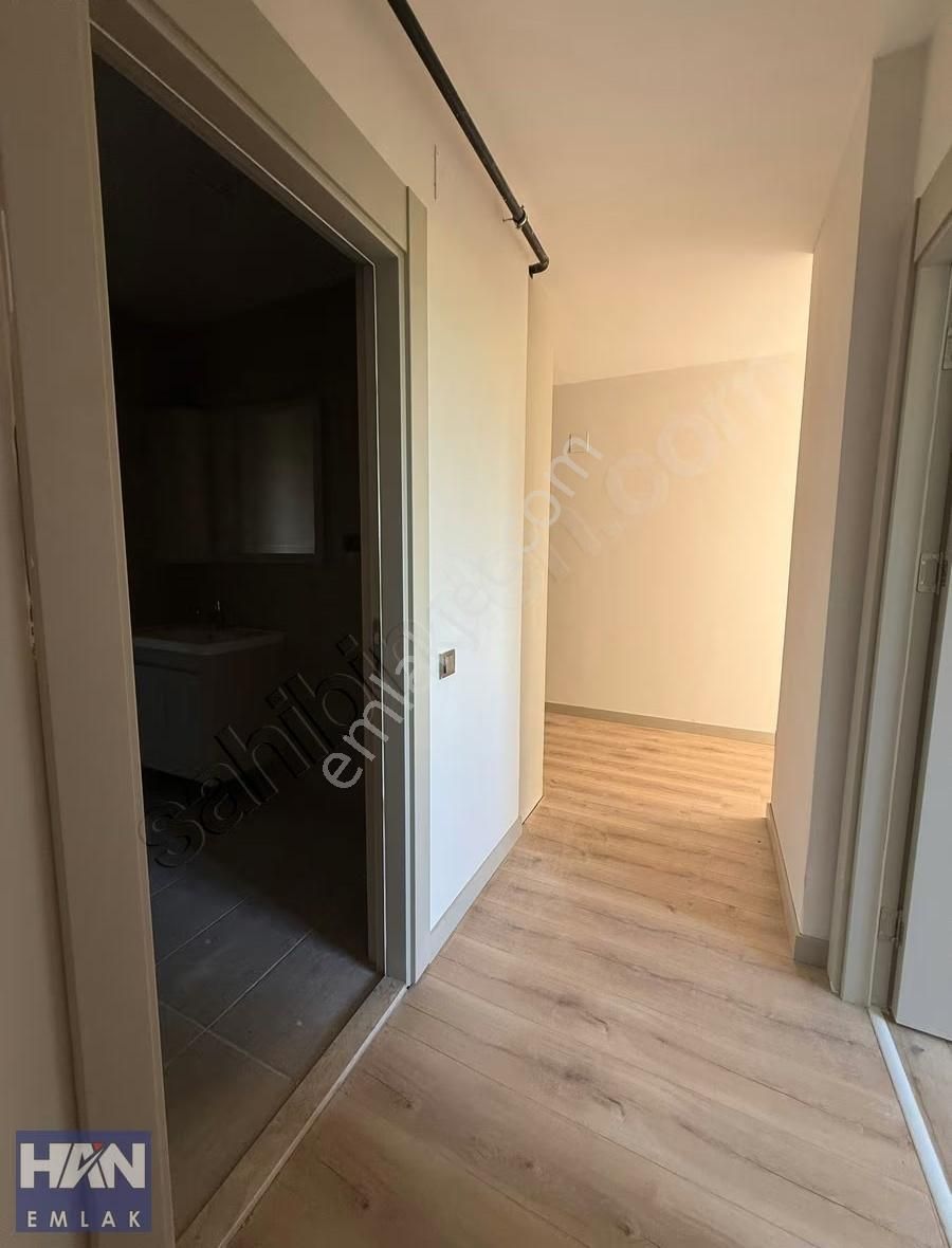 Han Emlak'tan Eski Mezitlide Yerden Isıtmalı Cepheleri Açık 2+1 - Görsel 4