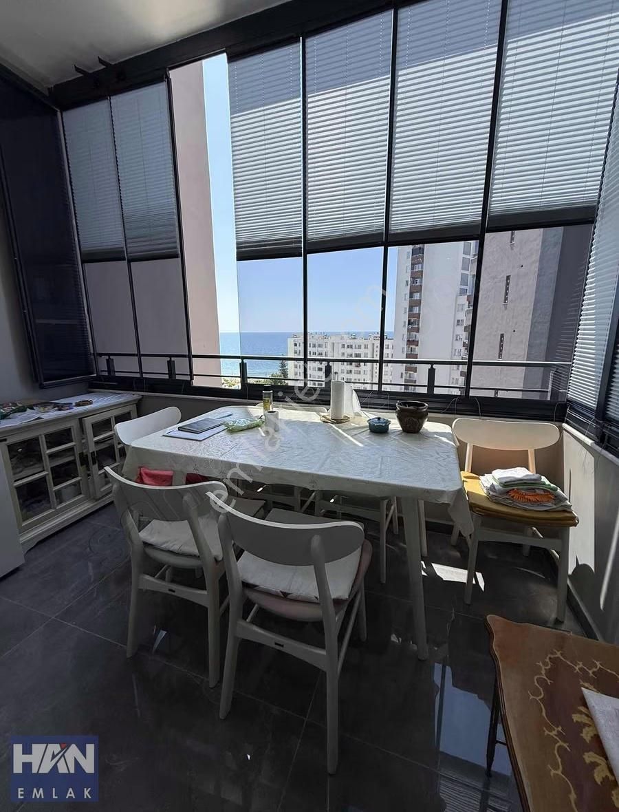 Tece De Deniz Manzaralı Havuzlu Lüks Satılık 2+1 Daire