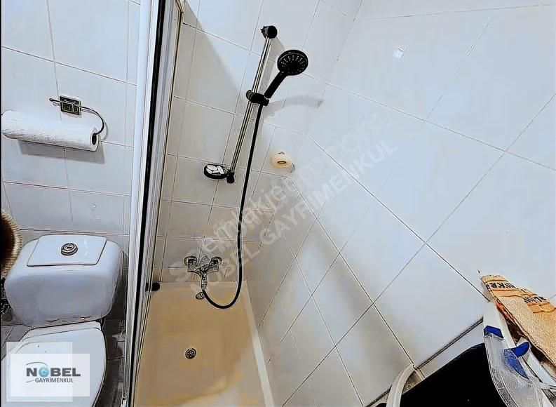 Zeynep Kamil Hastanesine Yakın 2+1 Satılık 2001 Yapımı Arakat - Görsel 18