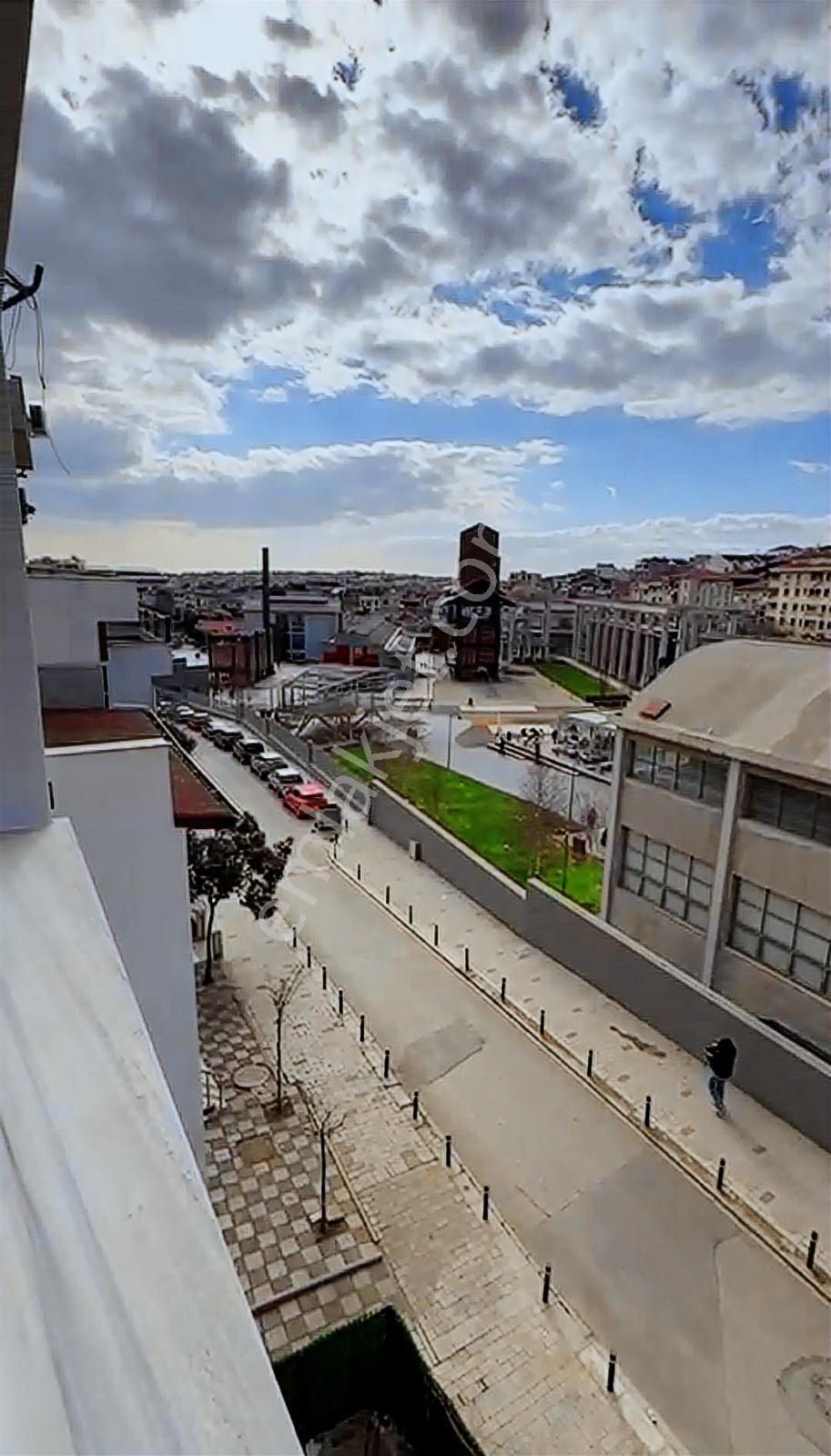 Hasanpaşa'da Gazhane'ye Komşu İçi A Dan Z'ye Yenilenmiş Balkonlu Ara Kat 2+1 Kiralık Daire - Görsel 31