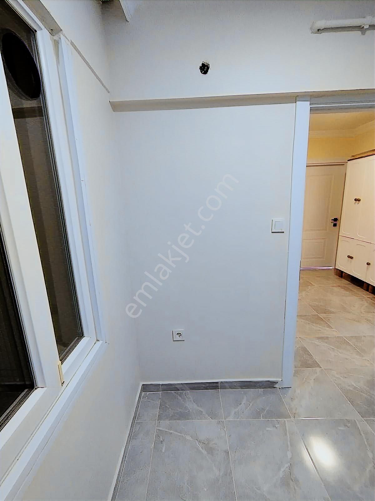 Hasanpaşa'da Gazhane'ye Komşu İçi A Dan Z'ye Yenilenmiş Balkonlu Ara Kat 2+1 Kiralık Daire - Görsel 30