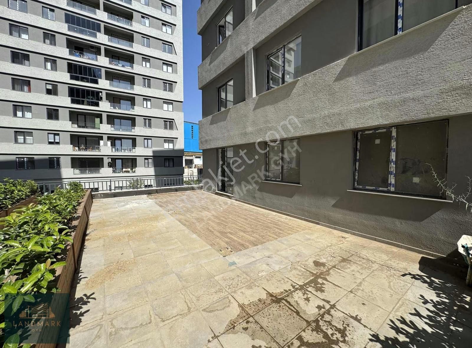 Site Yetkili Ofisi Landmark'tan Kiralık Verandalı 2+1 - Görsel 21