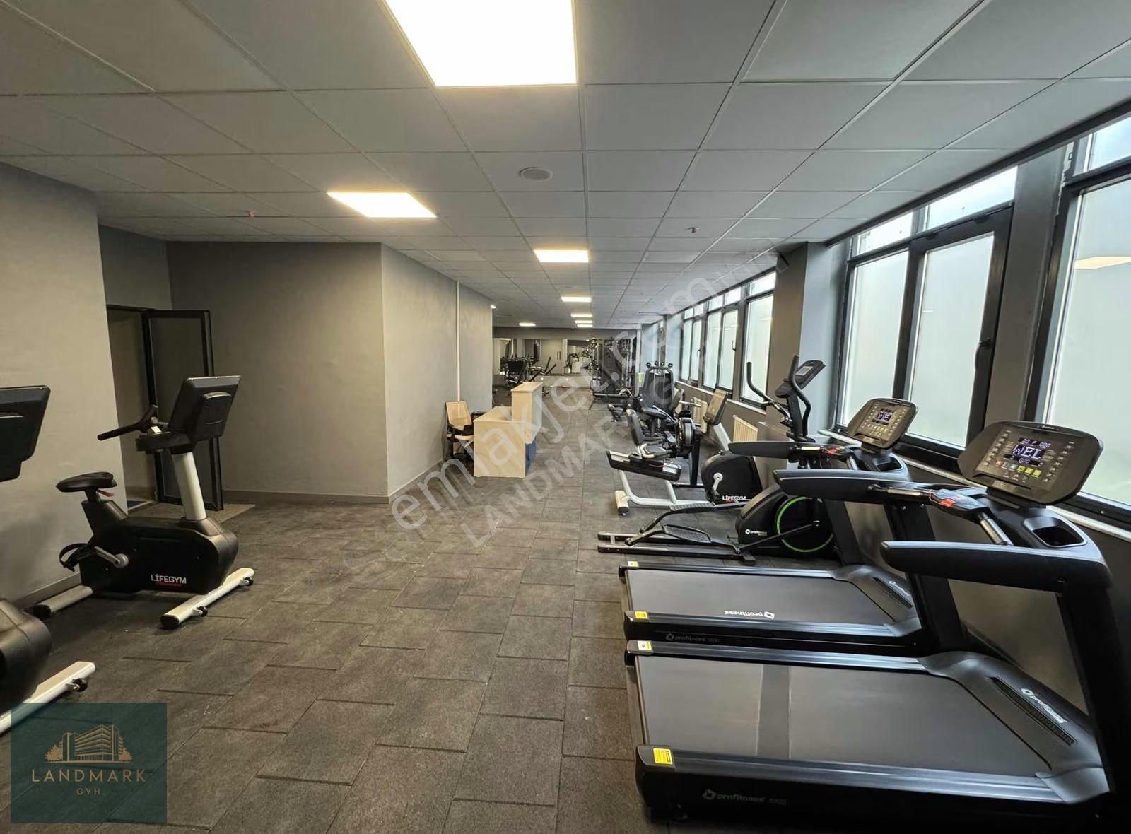 Site Yetkili Ofisi Landmark'tan Kiralık Verandalı 2+1 - Görsel 24