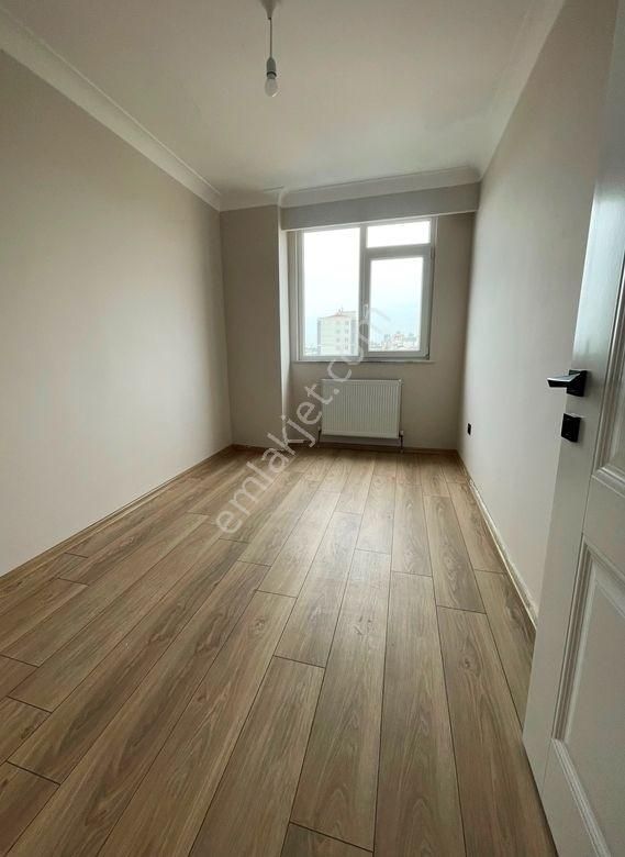 Adnan Kahveci Metroya Yürüme Arakat 3+1 İskanlı - Ebeveyn Banyolu - Görsel 8