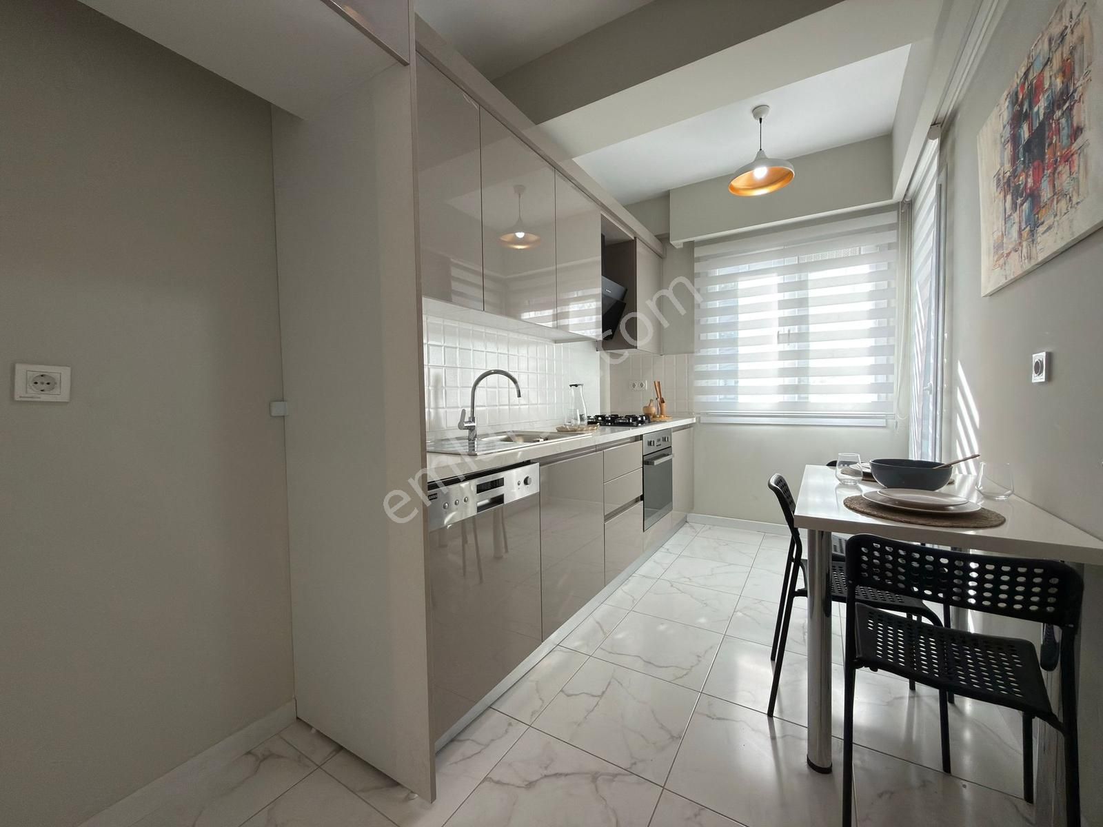 Pendik Satılık 2+1 Daire Site İçersinde E5'e Yürüme Mesafesinde - Görsel 12