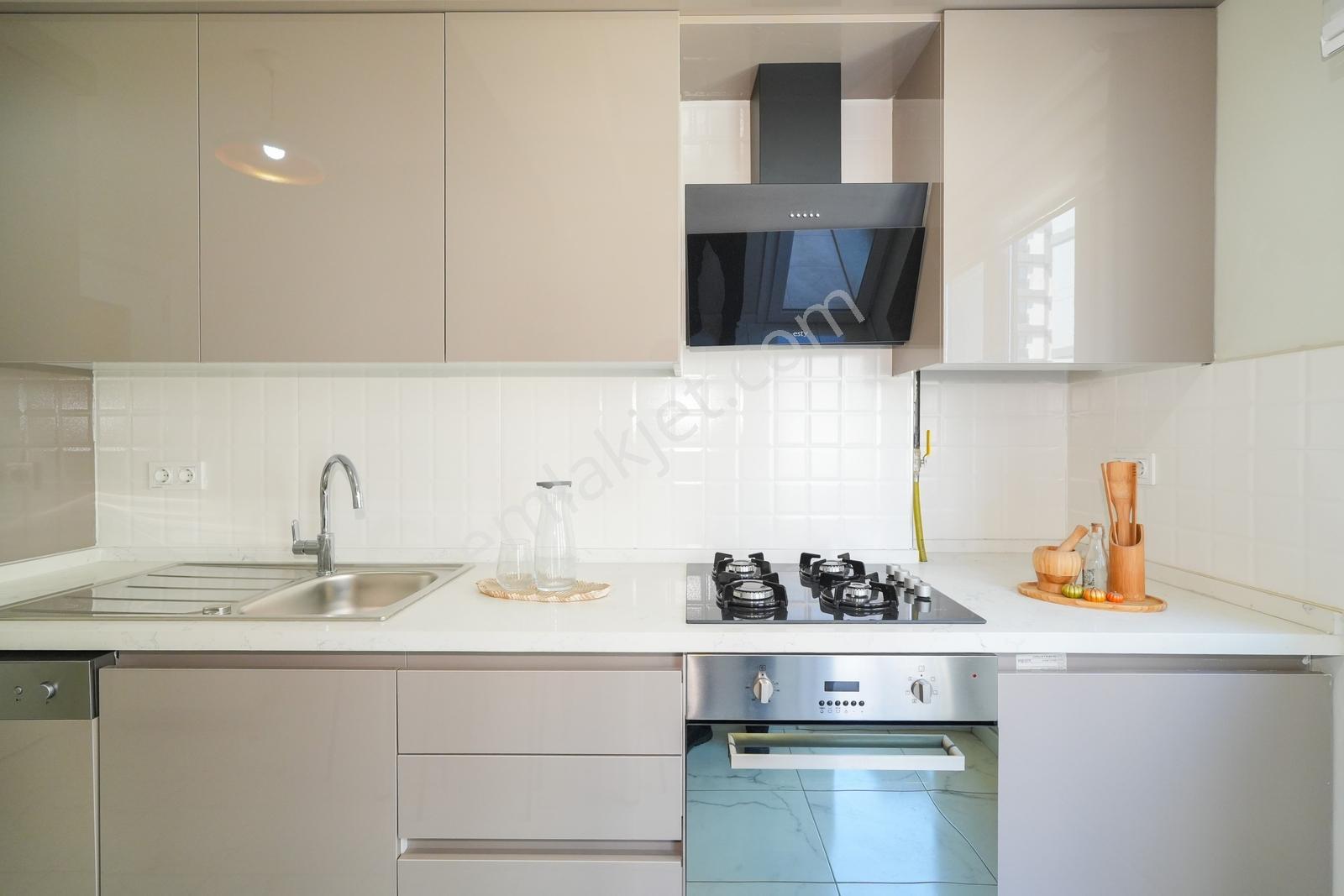 Pendik Satılık 2+1 Daire Site İçersinde E5'e Yürüme Mesafesinde - Görsel 20