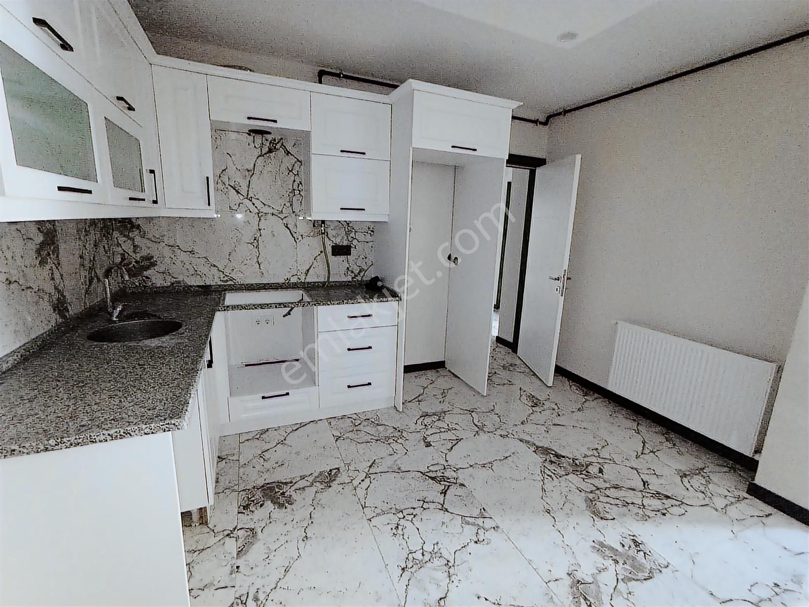 Karabağlar Sevgi Mh Doğal Gazlı 100 M2 2+1 Full Daire Kiralıktır - Görsel 13