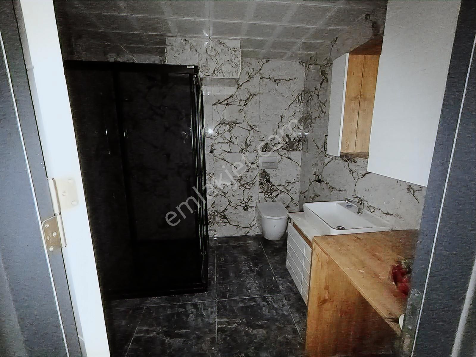 Karabağlar Sevgi Mh Doğal Gazlı 100 M2 2+1 Full Daire Kiralıktır - Görsel 11