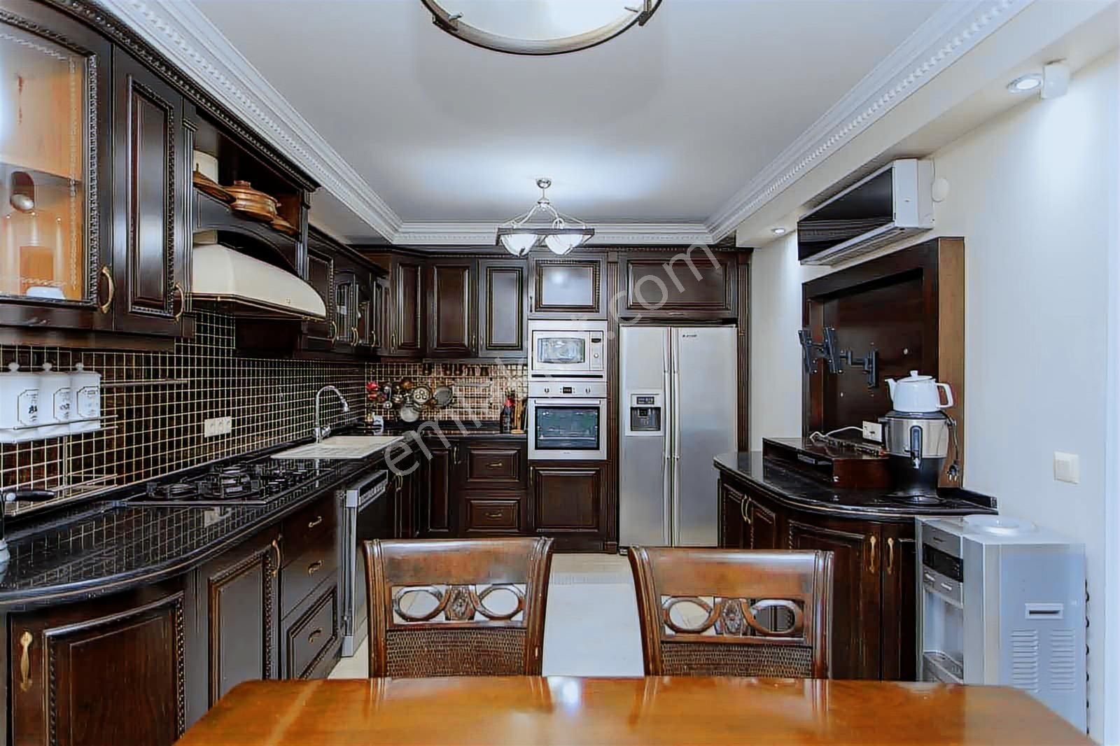 Foçaköyde Müstakil 5+1 Özel Villa - Görsel 16