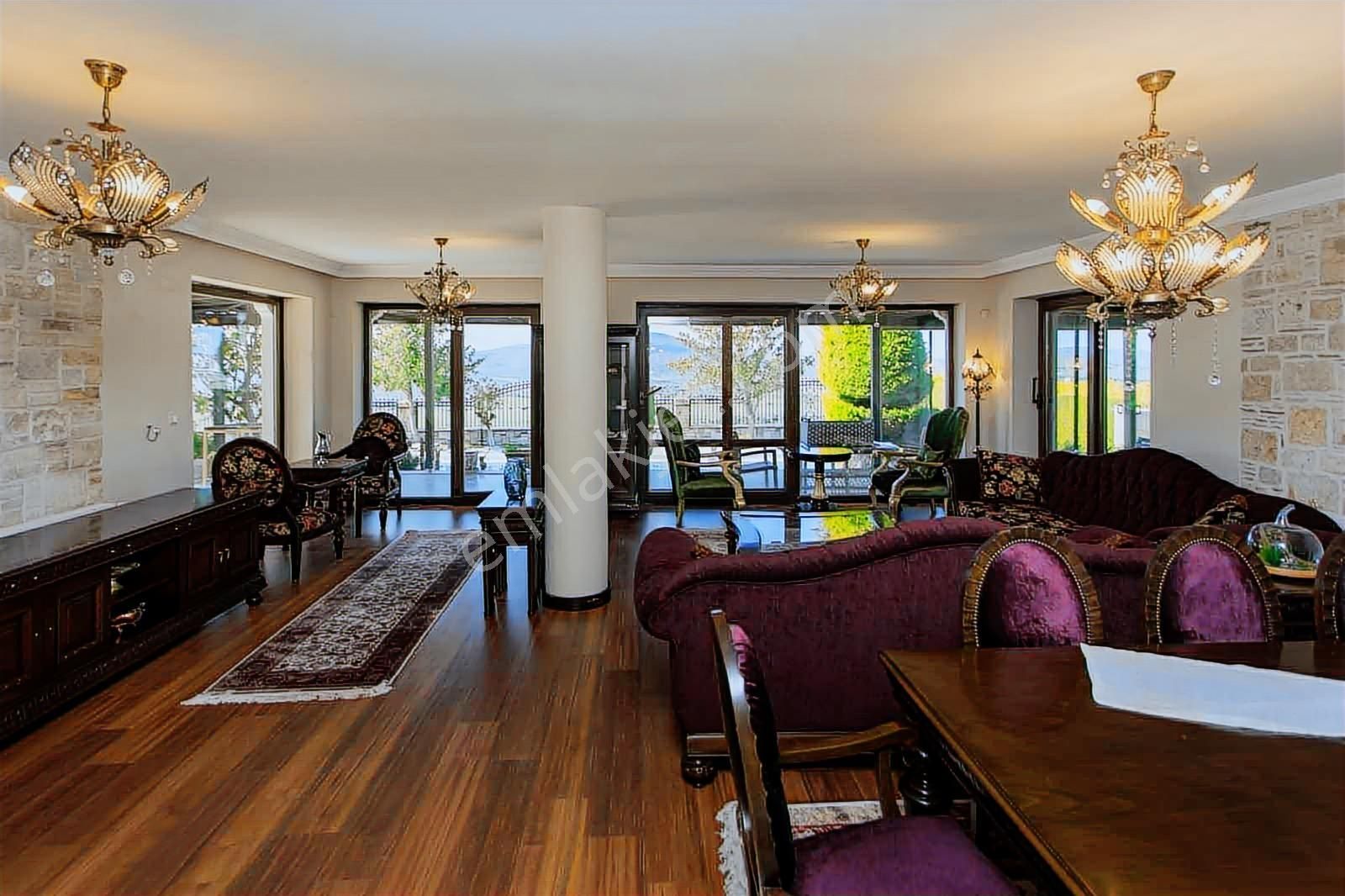 Foçaköyde Müstakil 5+1 Özel Villa - Görsel 17