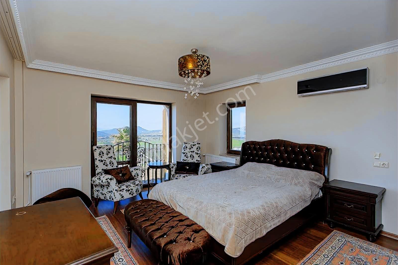 Foçaköyde Müstakil 5+1 Özel Villa - Görsel 20