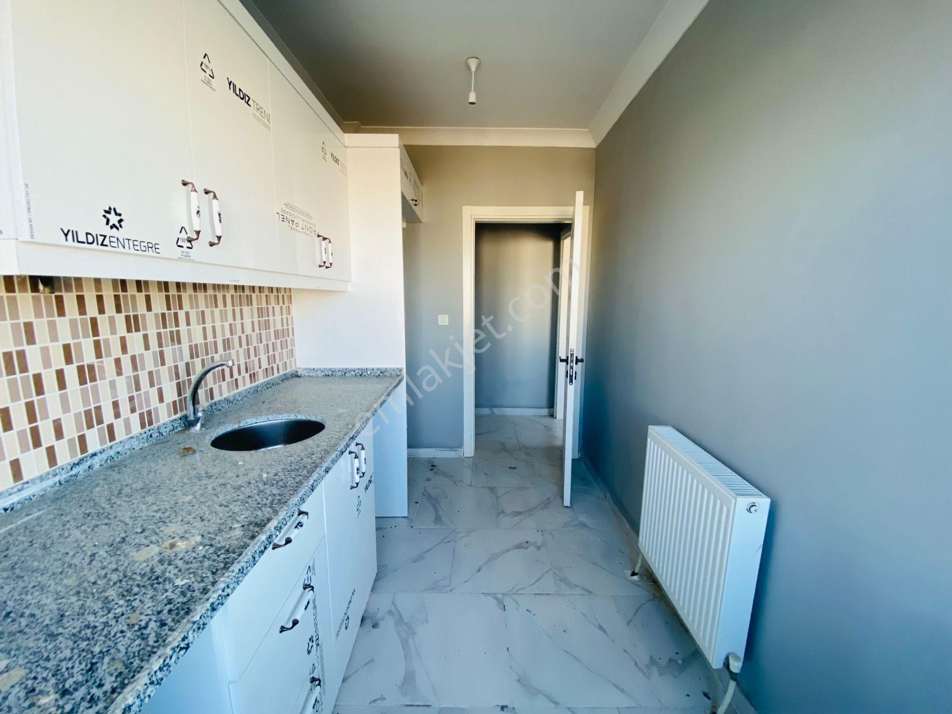 Güven'den Kapaklı'da Caddeye Yakın Ara Kat Ön Cephe 2+1 Daire - Görsel 7