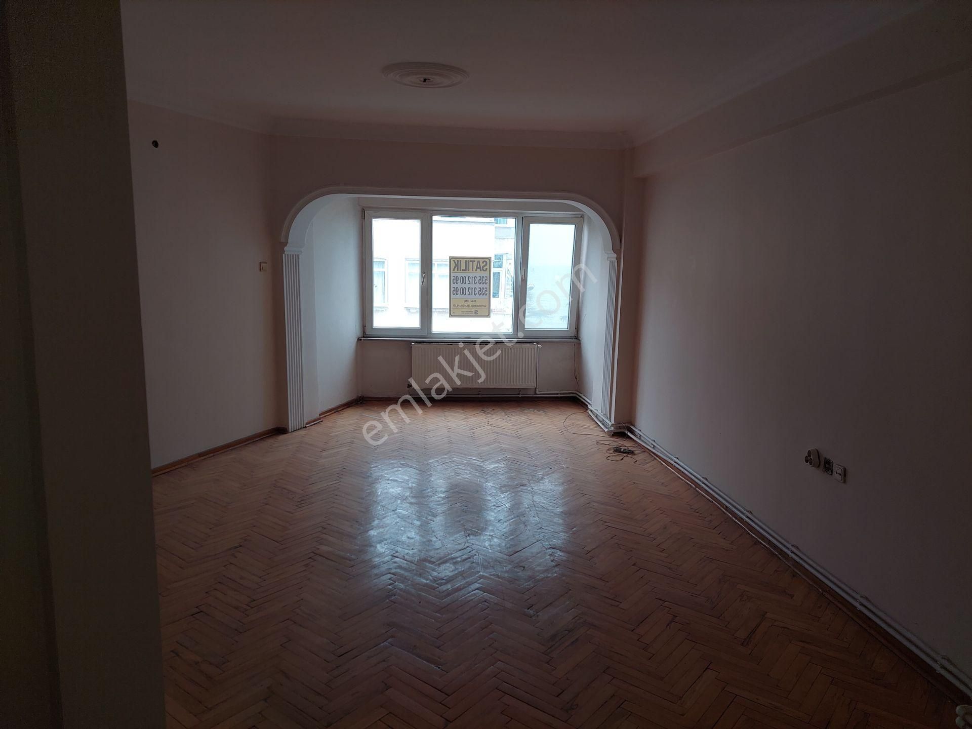 Yavuz Mahallesinde Deniz Manzaralı Satılık 3+1 - Görsel 12