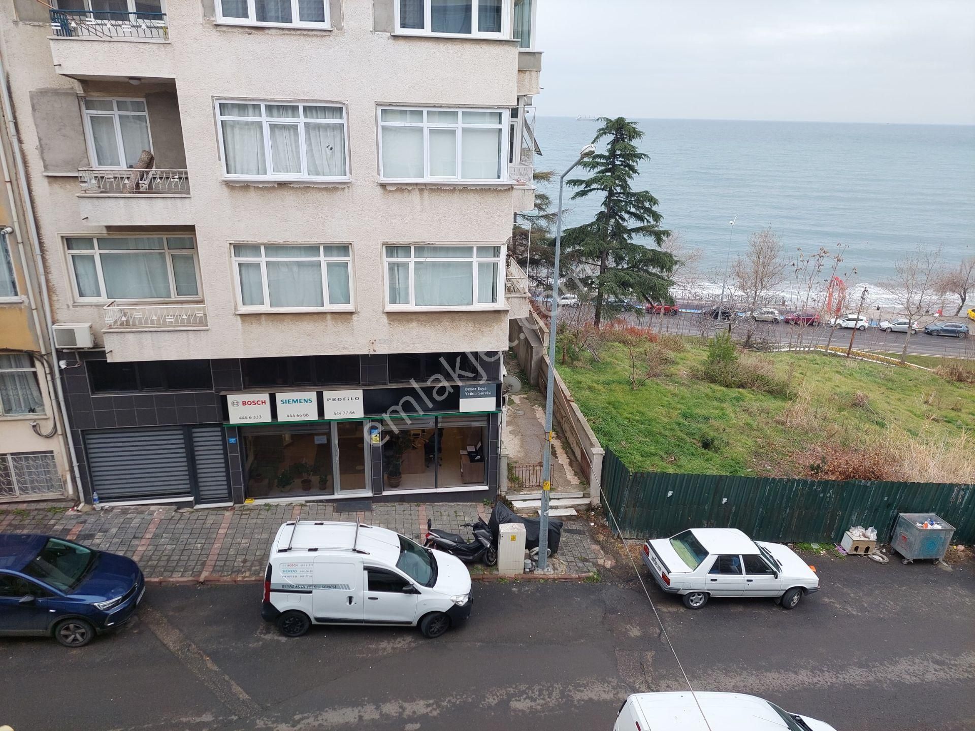 Yavuz Mahallesinde Deniz Manzaralı Satılık 3+1 - Görsel 2