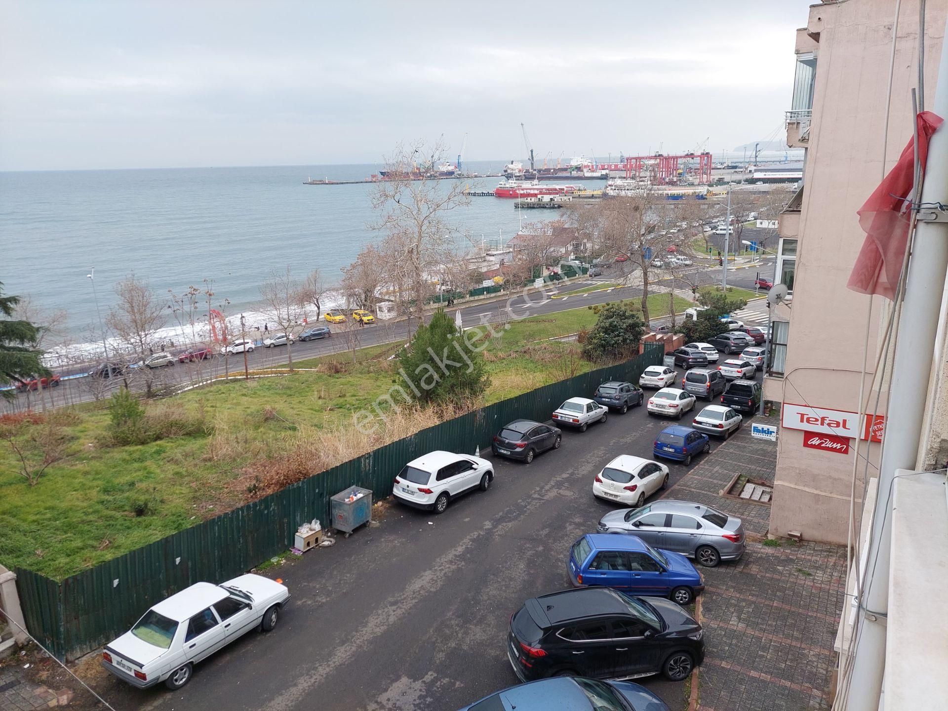 Yavuz Mahallesinde Deniz Manzaralı Satılık 3+1