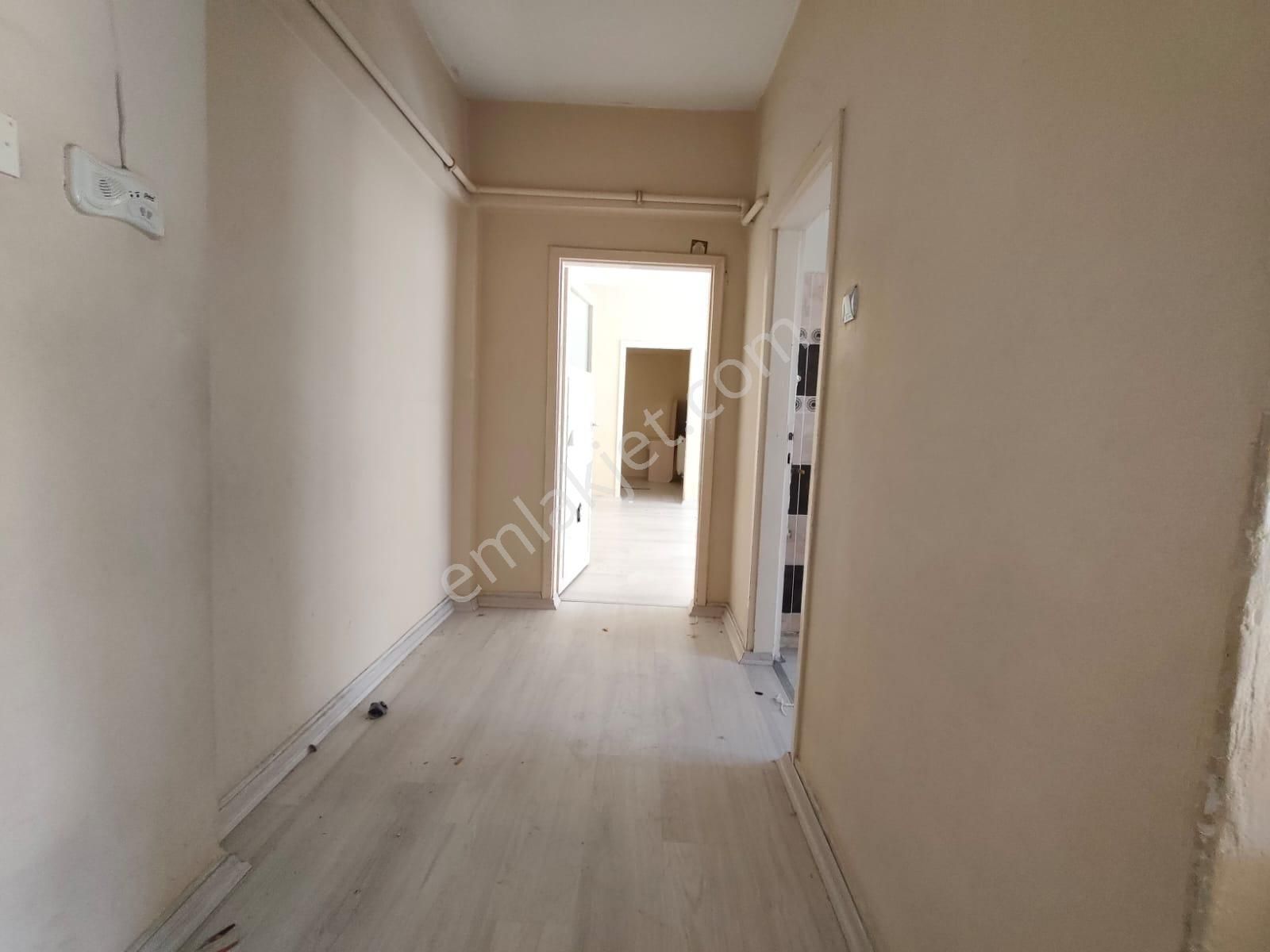 Yılmaz Gayrimenkulden Ankara Caddesi Üzerinde Gemiş M2 3+1 Kaçırılmayacak Fırsat Kiralık K - Görsel 17
