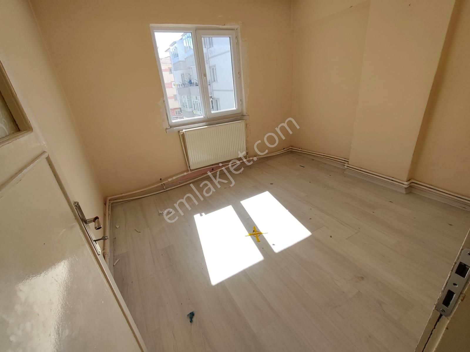 Yılmaz Gayrimenkulden Ankara Caddesi Üzerinde Gemiş M2 3+1 Kaçırılmayacak Fırsat Kiralık K - Görsel 22