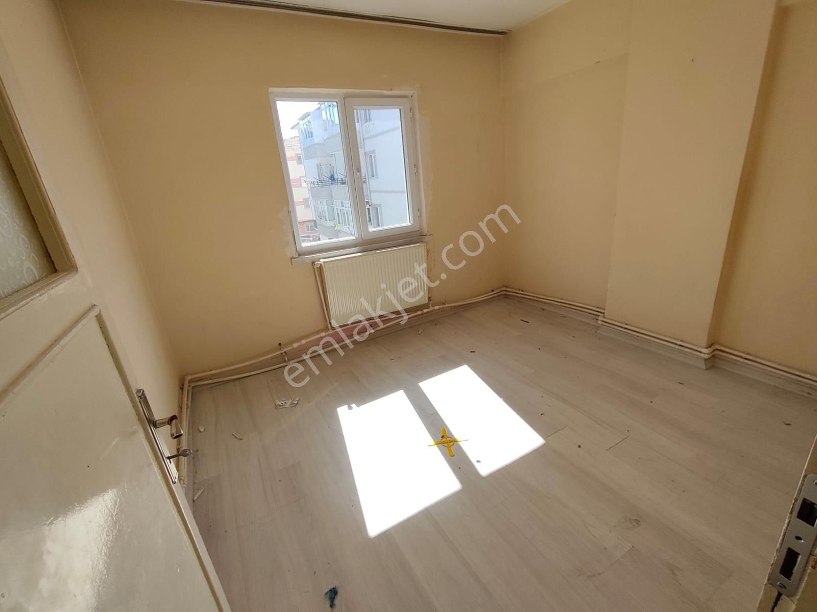 Yılmaz Gayrimenkulden Ankara Caddesi Üzerinde Gemiş M2 3+1 Kaçırılmayacak Fırsat Kiralık K - Görsel 30