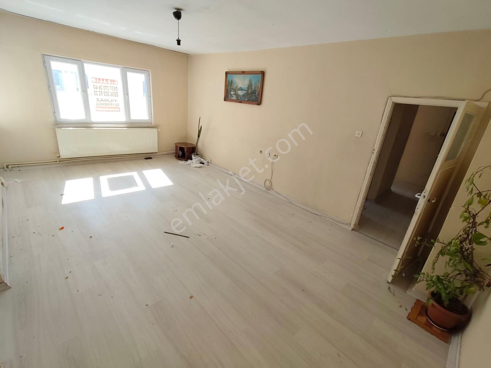 Yılmaz Gayrimenkulden Ankara Caddesi Üzerinde Gemiş M2 3+1 Kaçırılmayacak Fırsat Kiralık K - Görsel 6
