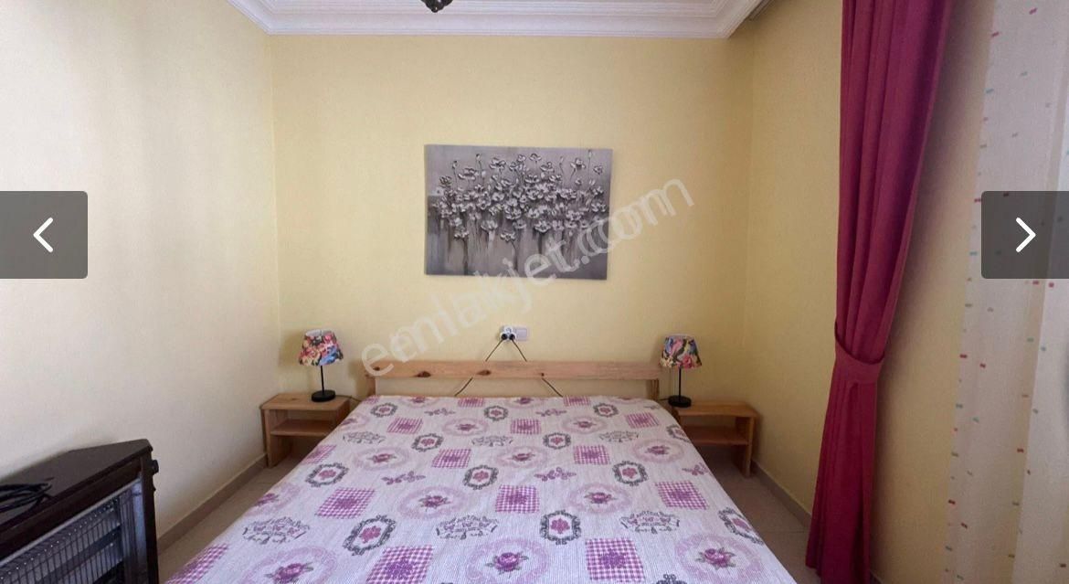 Site İçerisinde Eşyalı 3 Katlı Yapılı Villa - Görsel 14