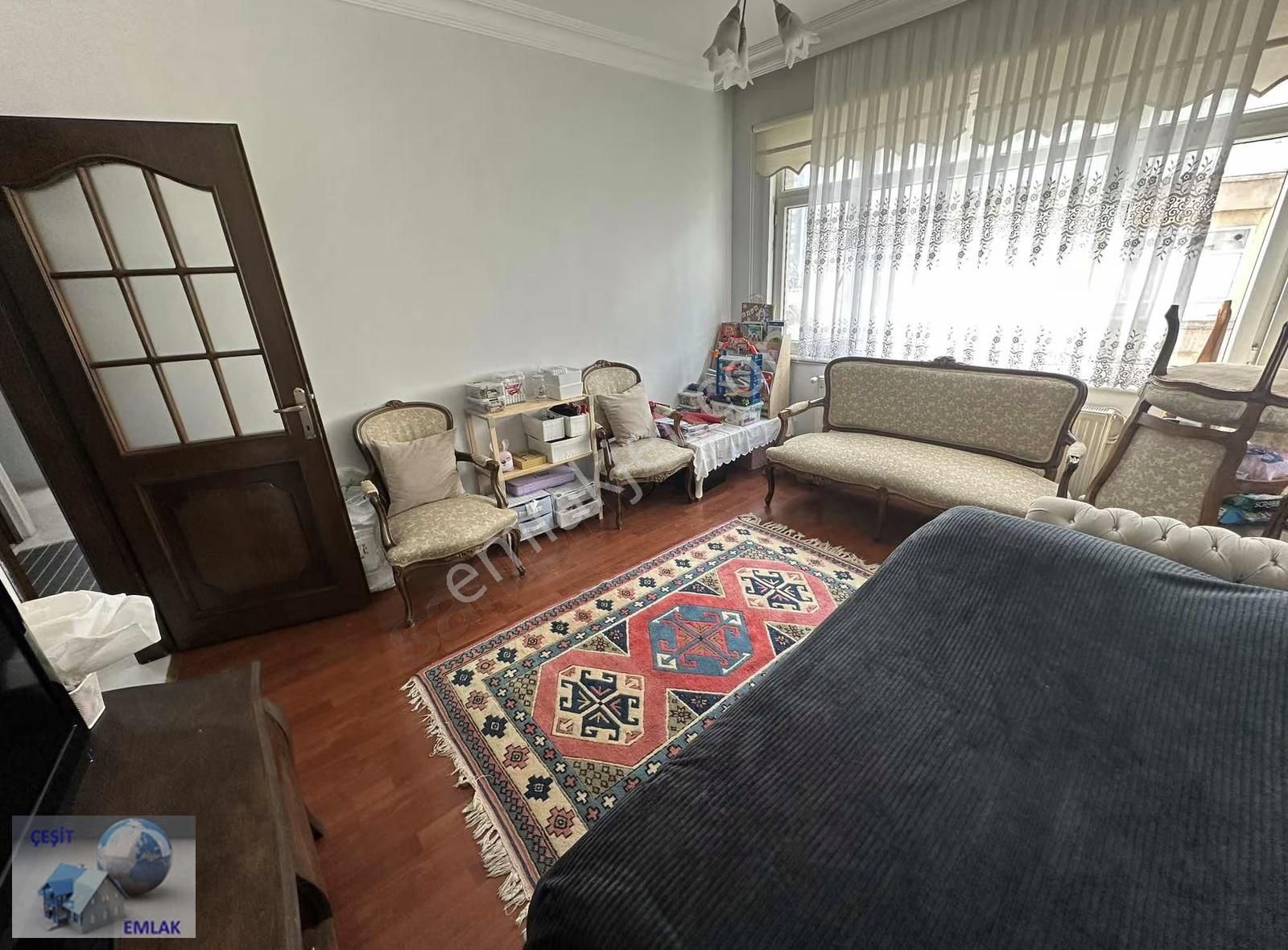 Çeşit Emlak Güven Mahallesi Nef Karşısı Cadde Üzeri 2+1 Daire - Görsel 2