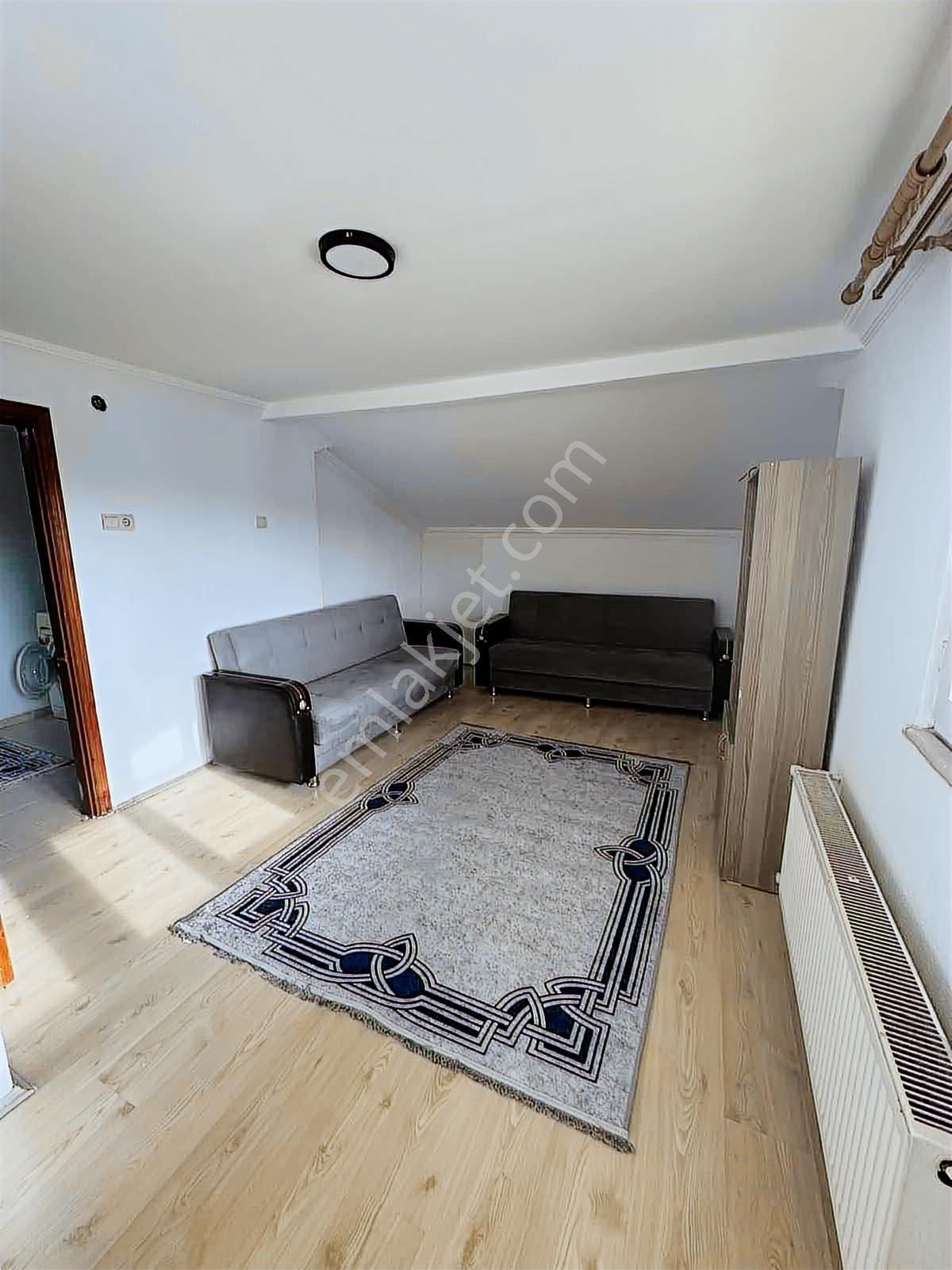Sakarya Erenler Dilmen Mahallesi Eşyalı 2+1 Kiralık Daire
