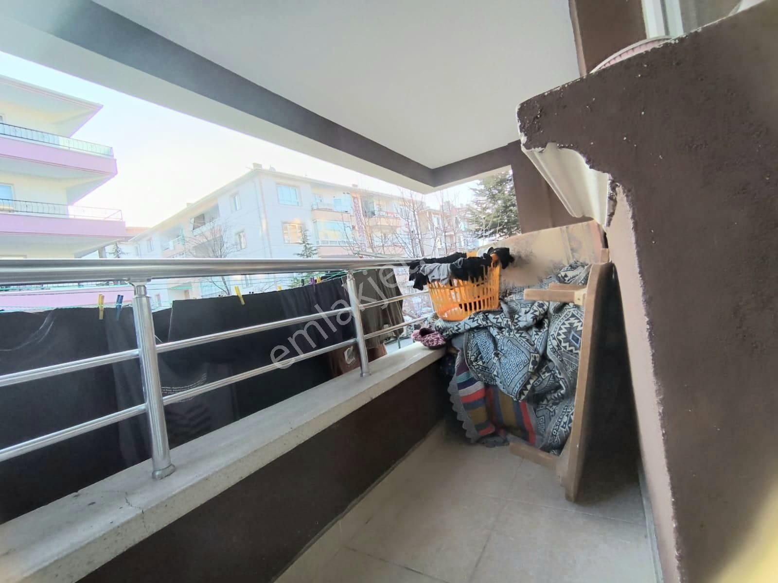 Yılmaz Gayrimenkulden Malazgirt Mahallesi Yeni Bina 3+1 Y.giriş Fırsat Daire - Görsel 22