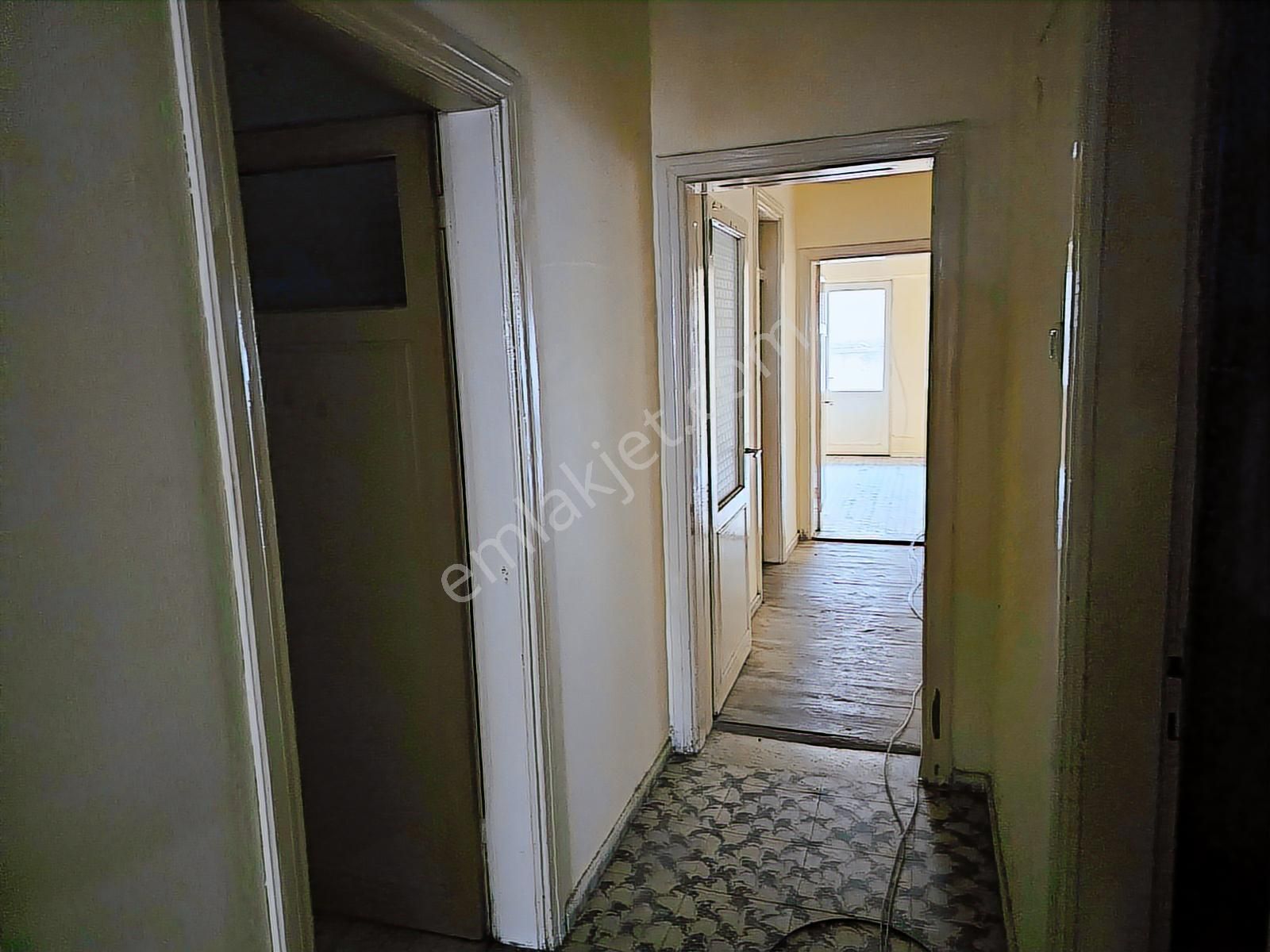 Yağcılar İçinde Satılık 6+1 Daire 219 M2 Teraslı 2. Kat - Görsel 25