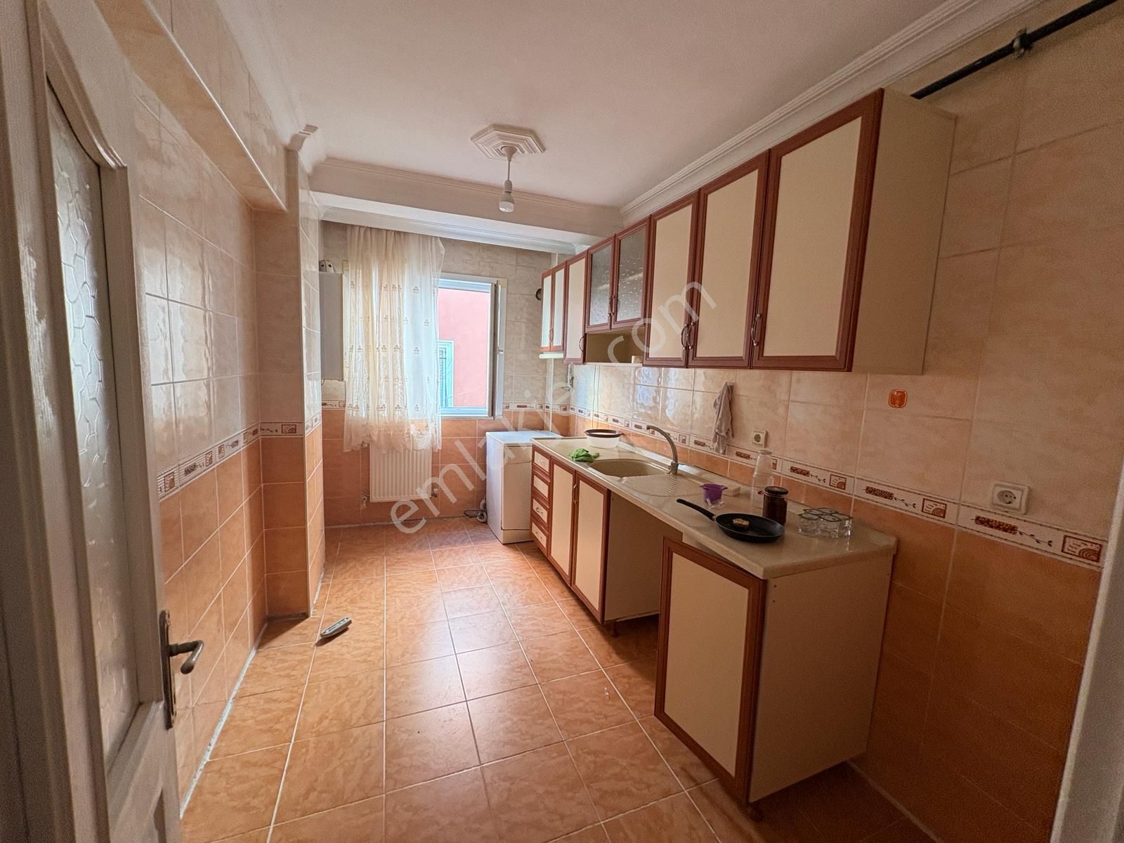 Mustafa Kemal Paşada Merkezi Konum Da2+1 Ara Kat Kiralık Daire - Görsel 2