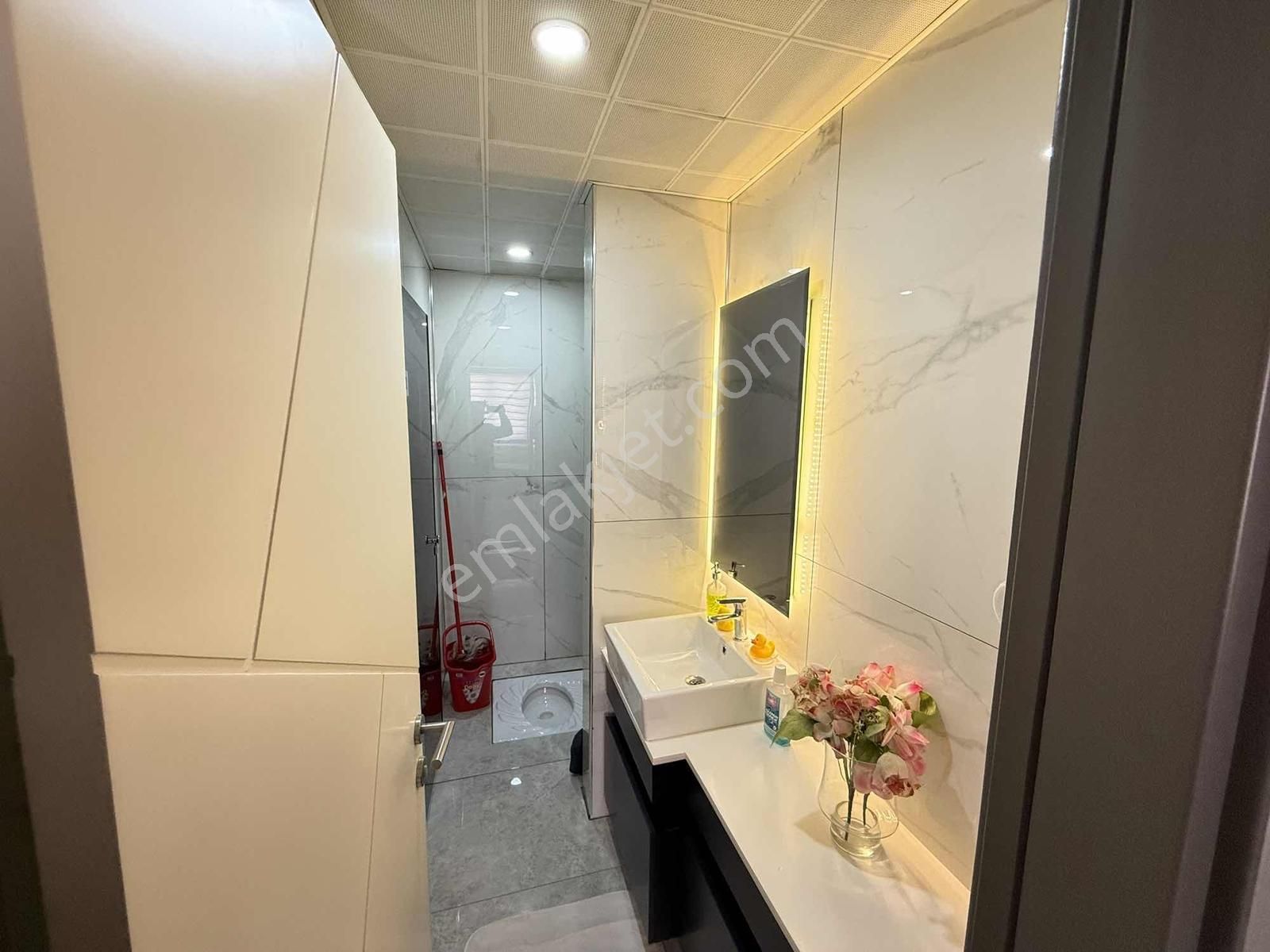 Atakent'te Köşebaşı Cadde Üstü 4+1 Arakat Uygun Daire - Görsel 30