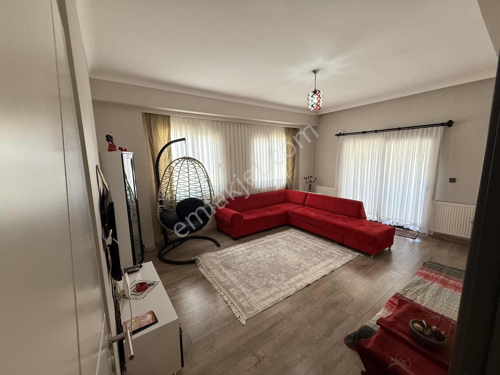 Atakent'te Köşebaşı Cadde Üstü 4+1 Arakat Uygun Daire - Görsel 10